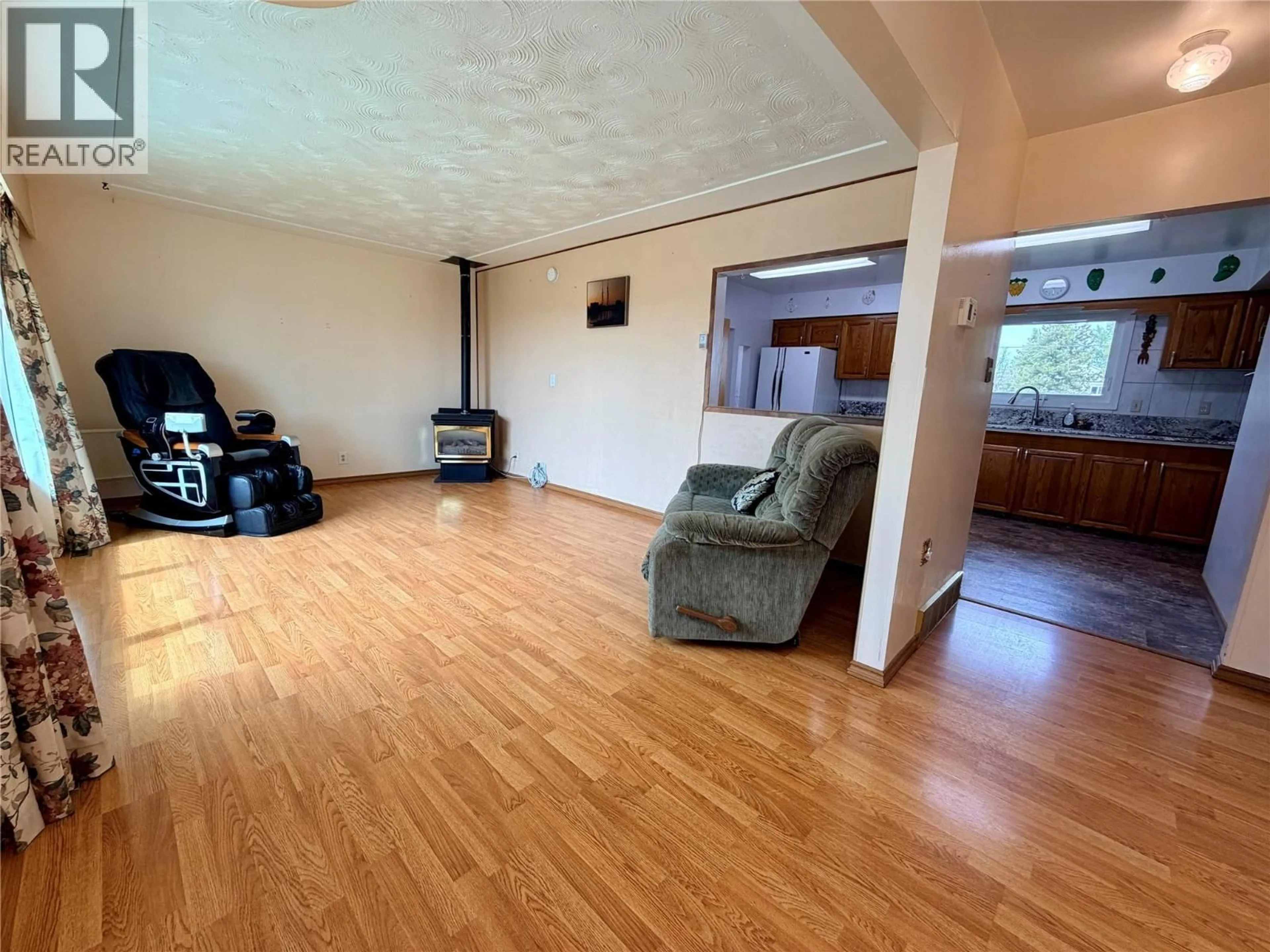 A pic of a room for 1008 95 AVENUE, Dawson Creek British Columbia V1G1C8
