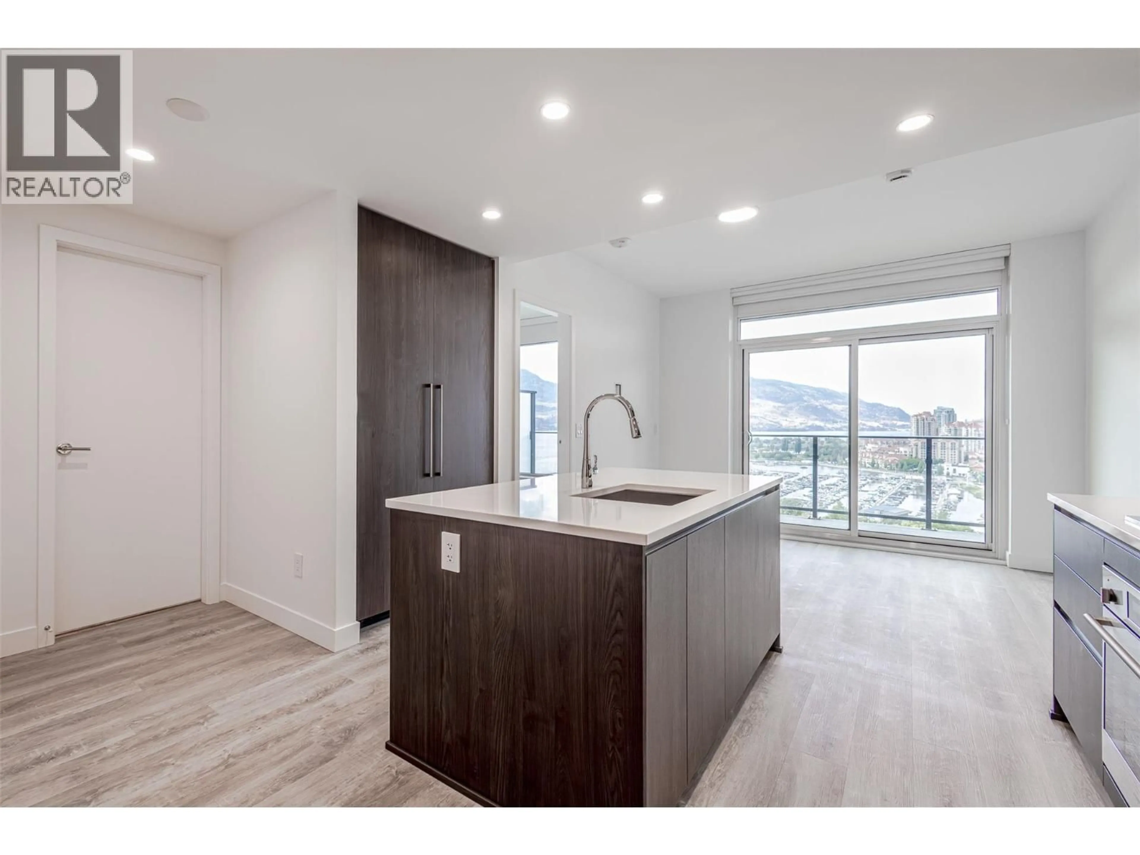 Open concept kitchen, unknown for 1401 - 238 LEON AVENUE, Kelowna British Columbia V1Y0N6