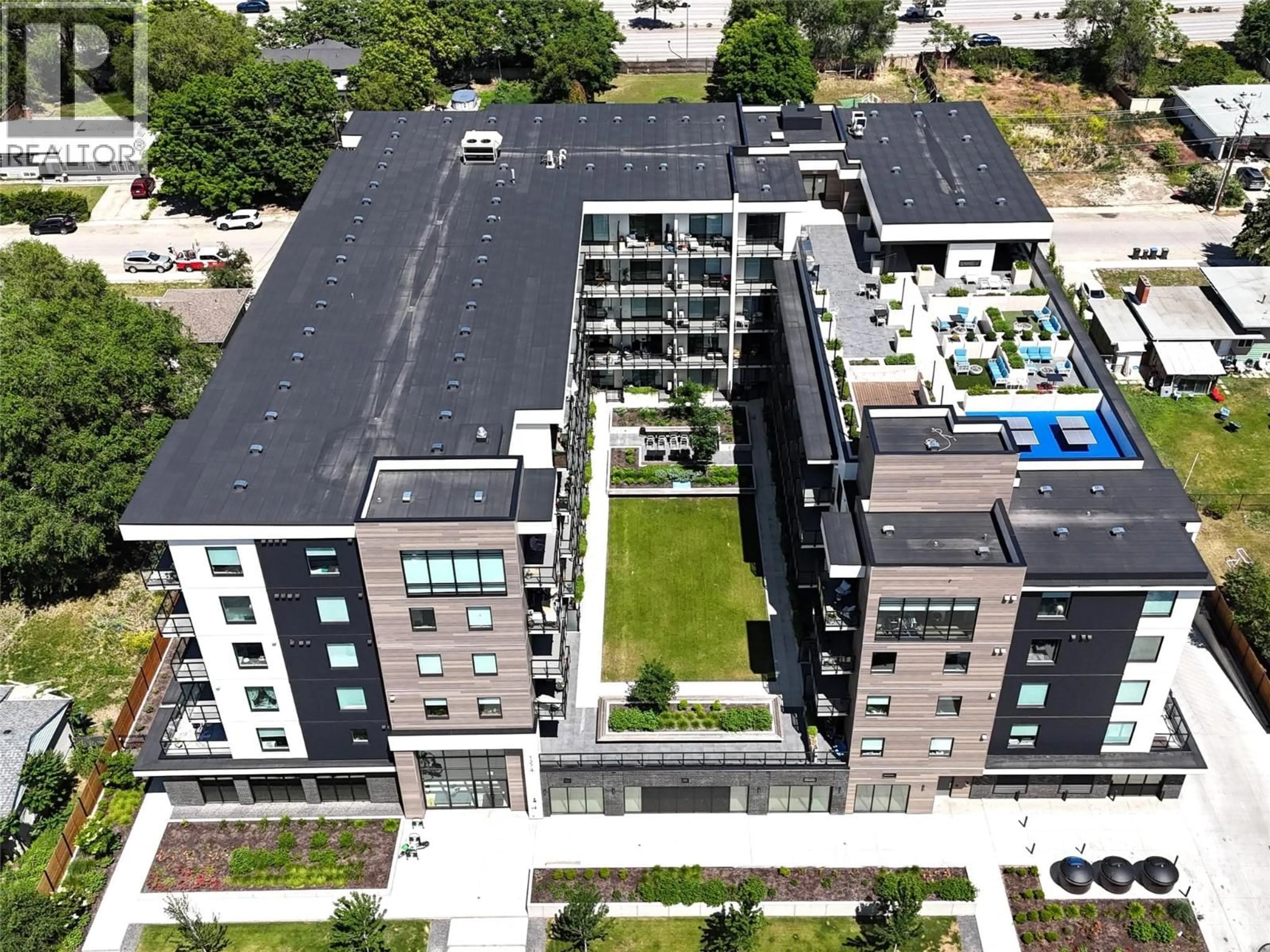A pic from outside/outdoor area/front of a property/back of a property/a pic from drone, city buildings view from balcony for 509 - 1274 DEVONSHIRE AVENUE, Kelowna British Columbia V1Y0M7