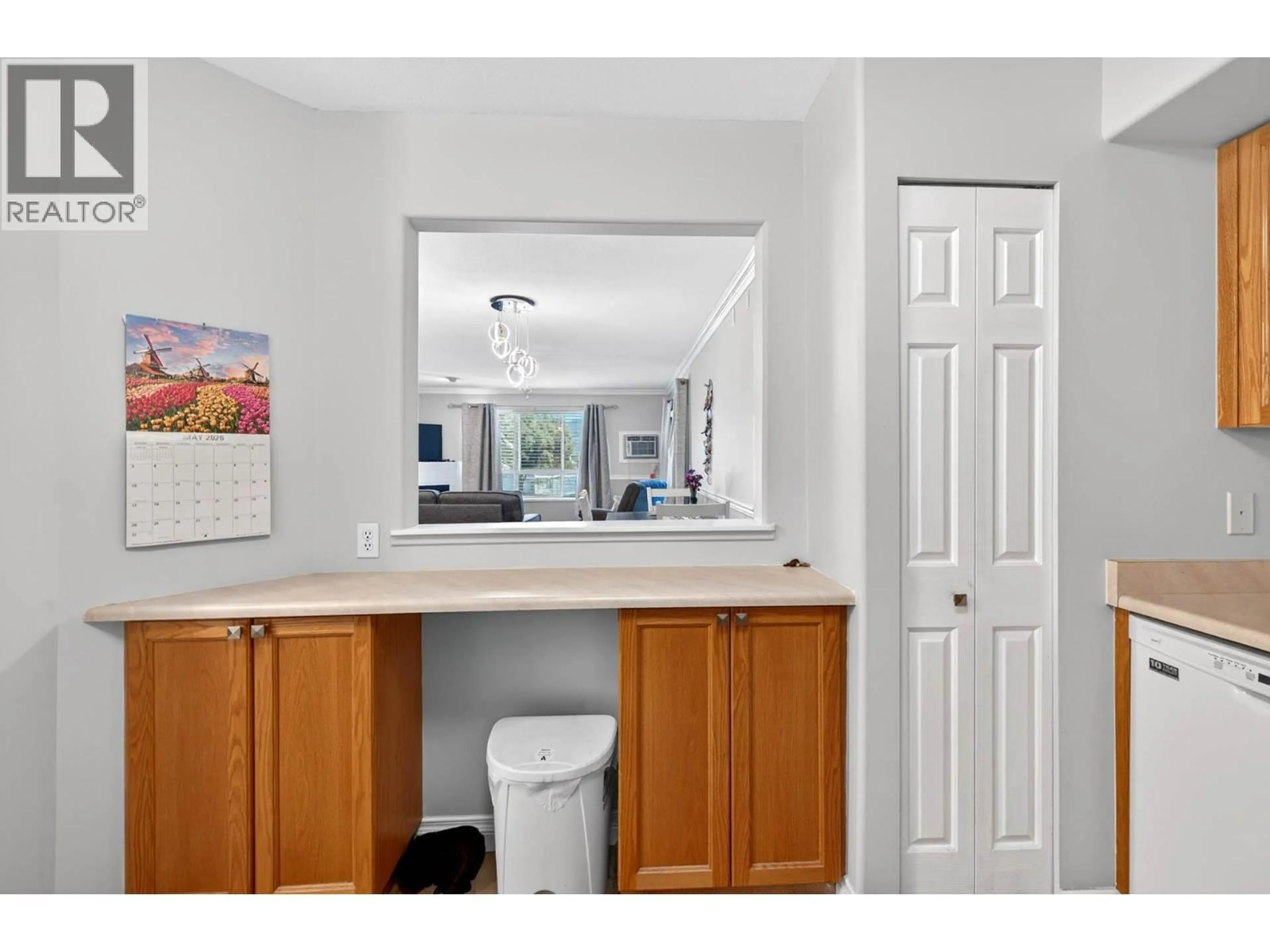 Standard bathroom, unknown for 201 - 860 NICOLANI DRIVE, Kamloops British Columbia V2B5B3