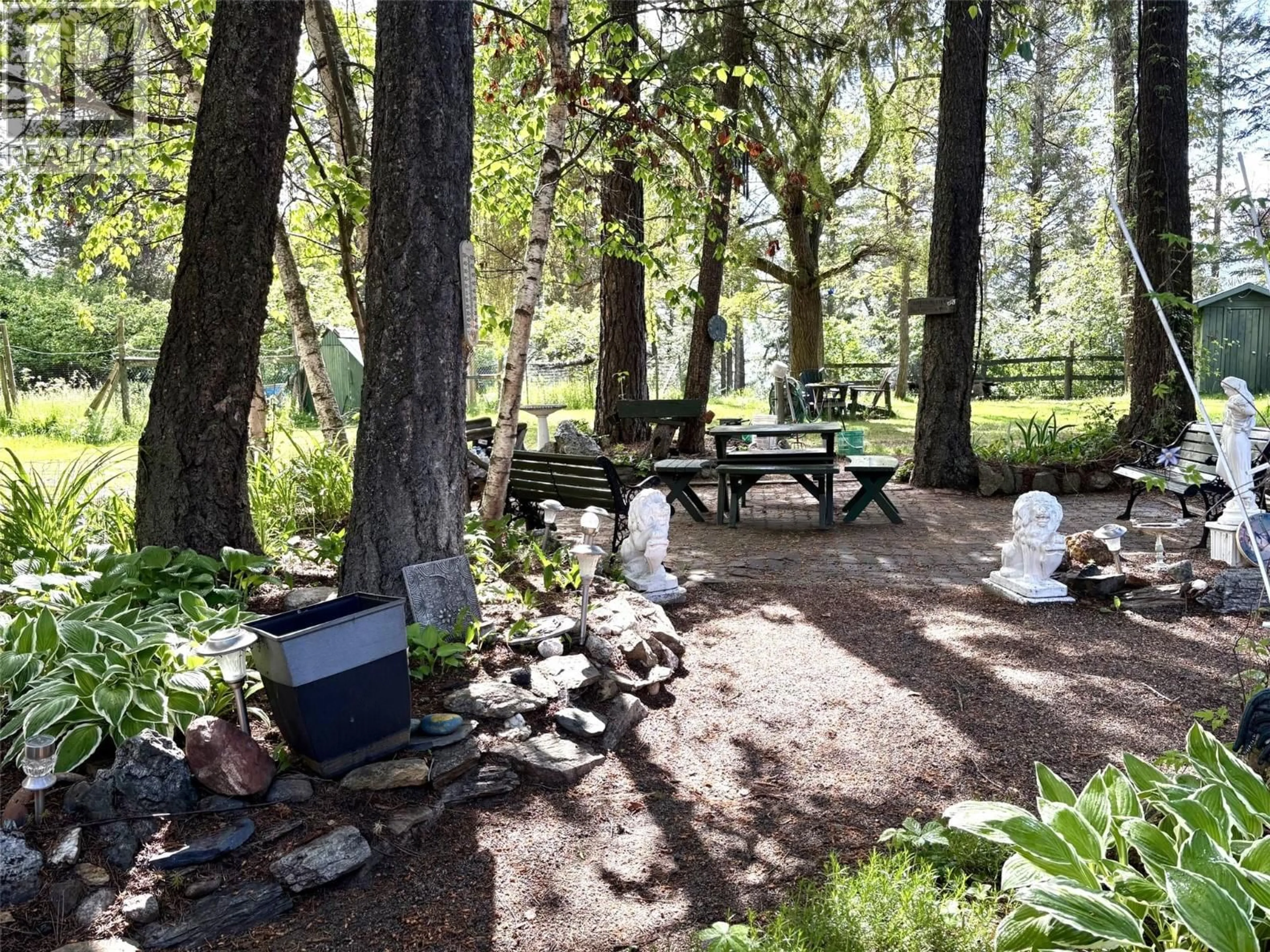 Patio, forest/trees view for 4341 DUNSMUIR ROAD ROAD, Barriere British Columbia V0E1E0