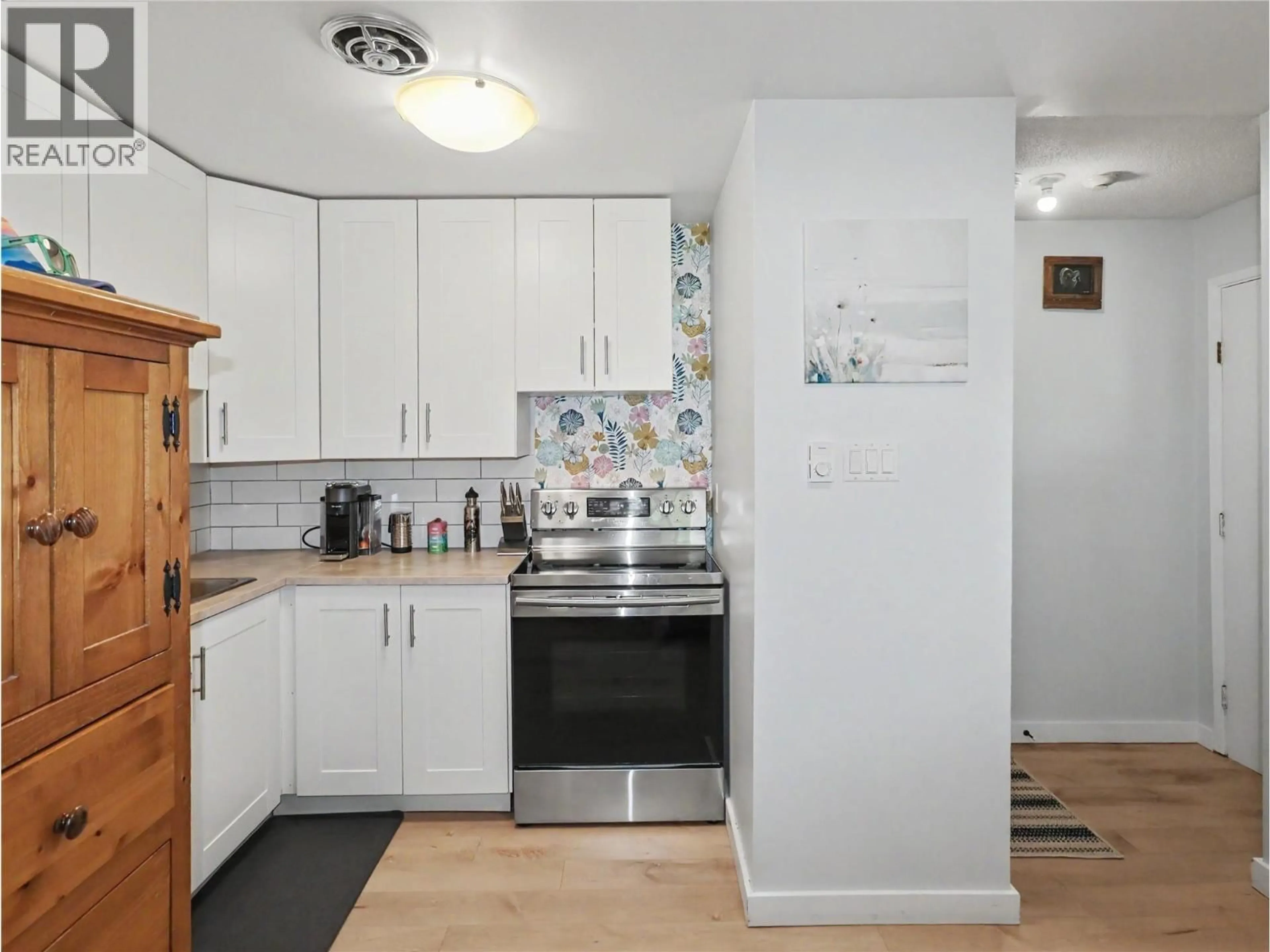Standard kitchen, unknown for 1 - 668 75TH AVENUE, Grand Forks British Columbia V0H1H0