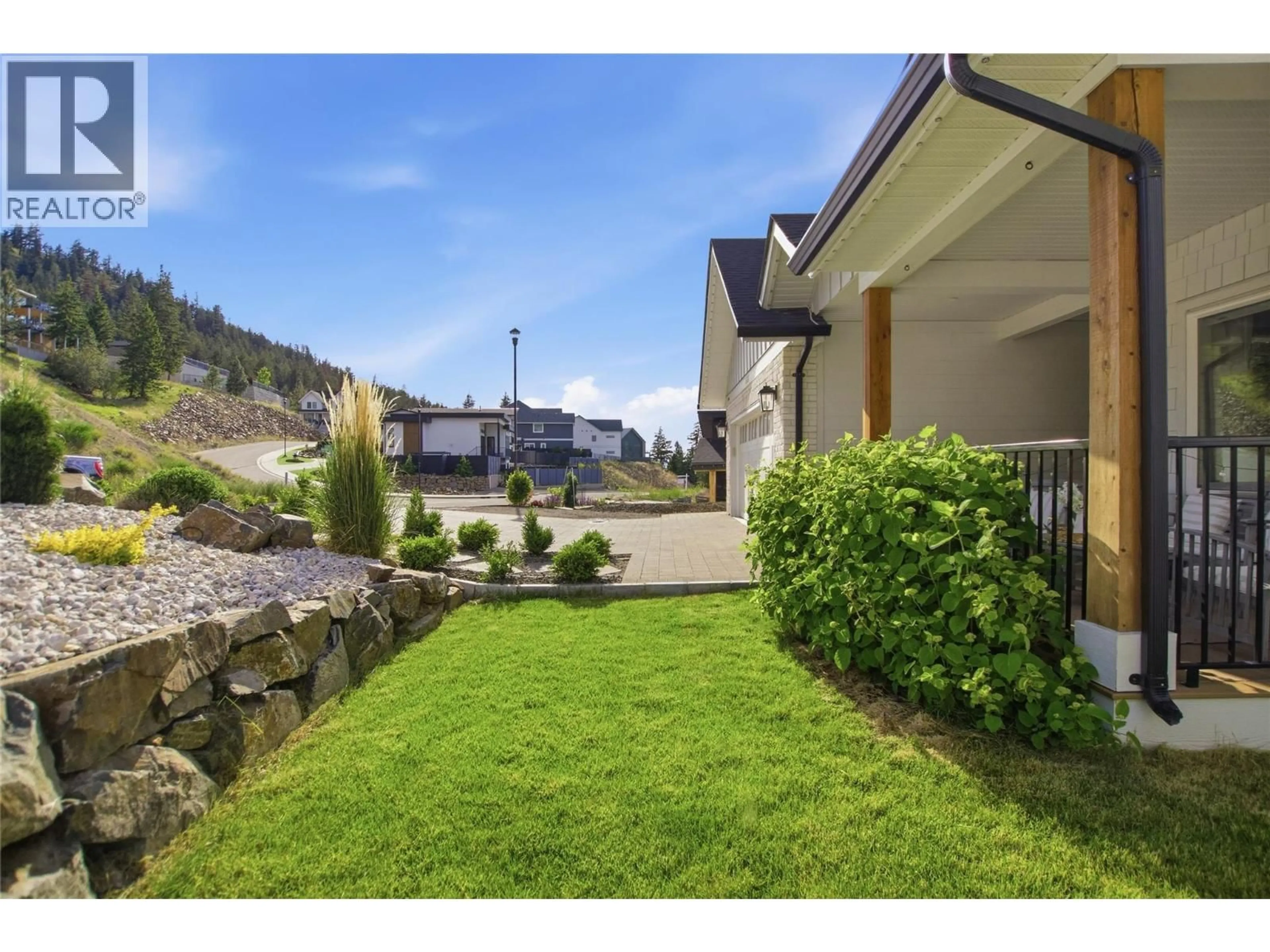 Patio, mountain view for 1688 BALSAM PLACE, Kamloops British Columbia V2E0E2