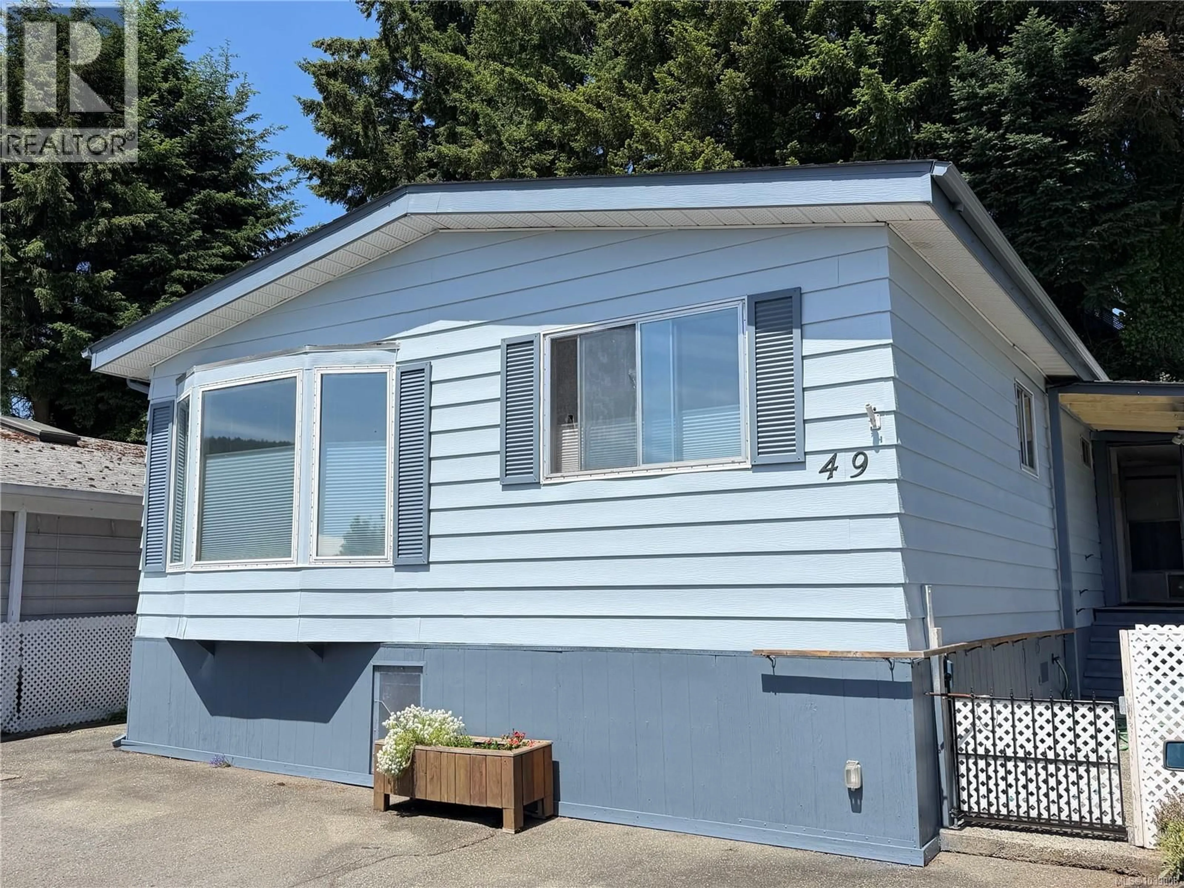 Home with vinyl exterior material, street for 49 - 2847 SOOKE LAKE ROAD, Langford British Columbia V9B4P8