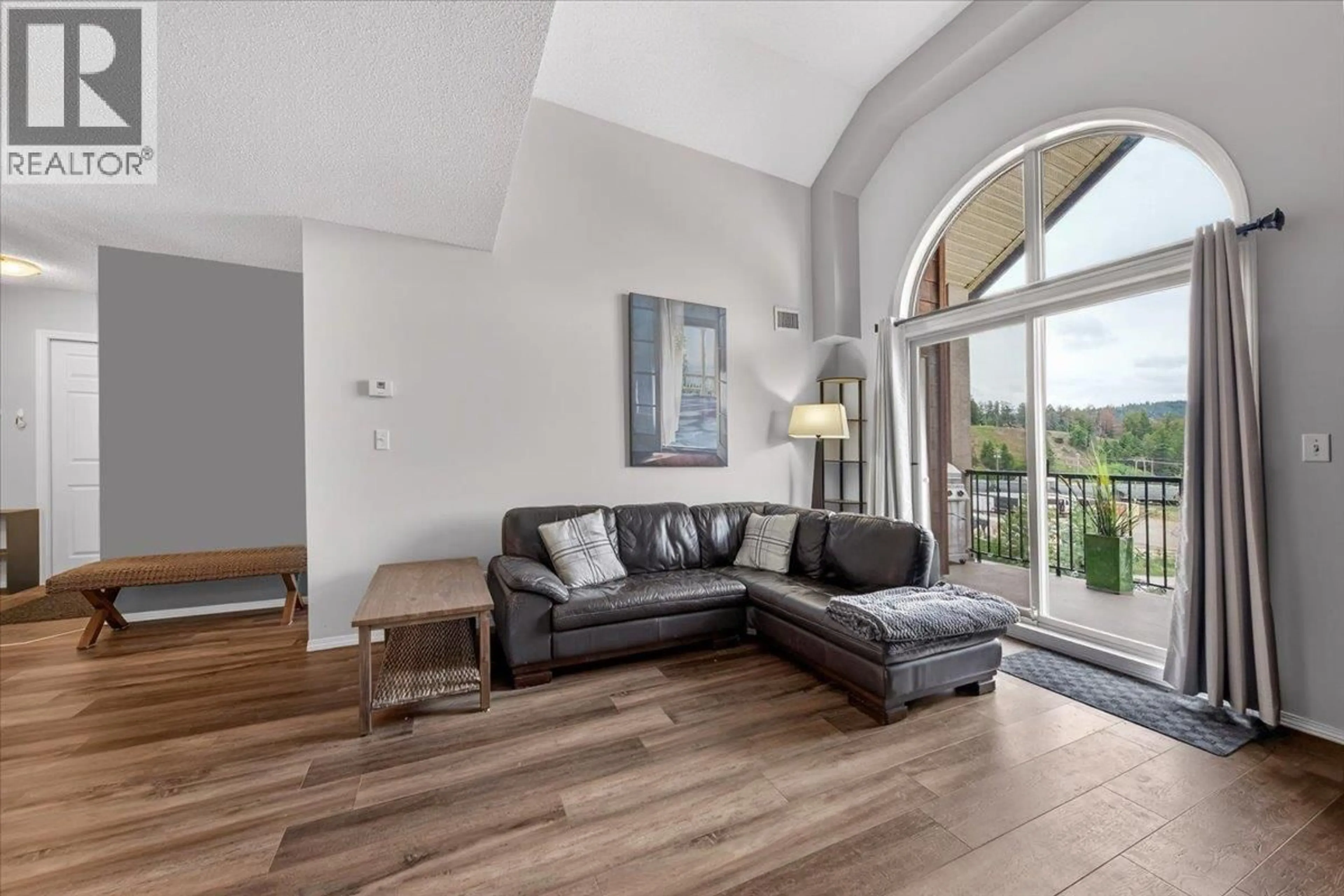 Living room with furniture, unknown for 3413 - 205 THIRD AVENUE, Invermere British Columbia V0A1K7