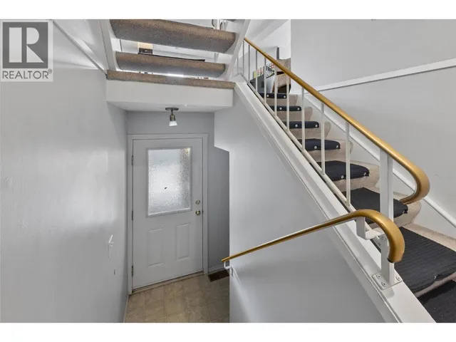 23 - 1435 SUMMIT DRIVE, Kamloops 3