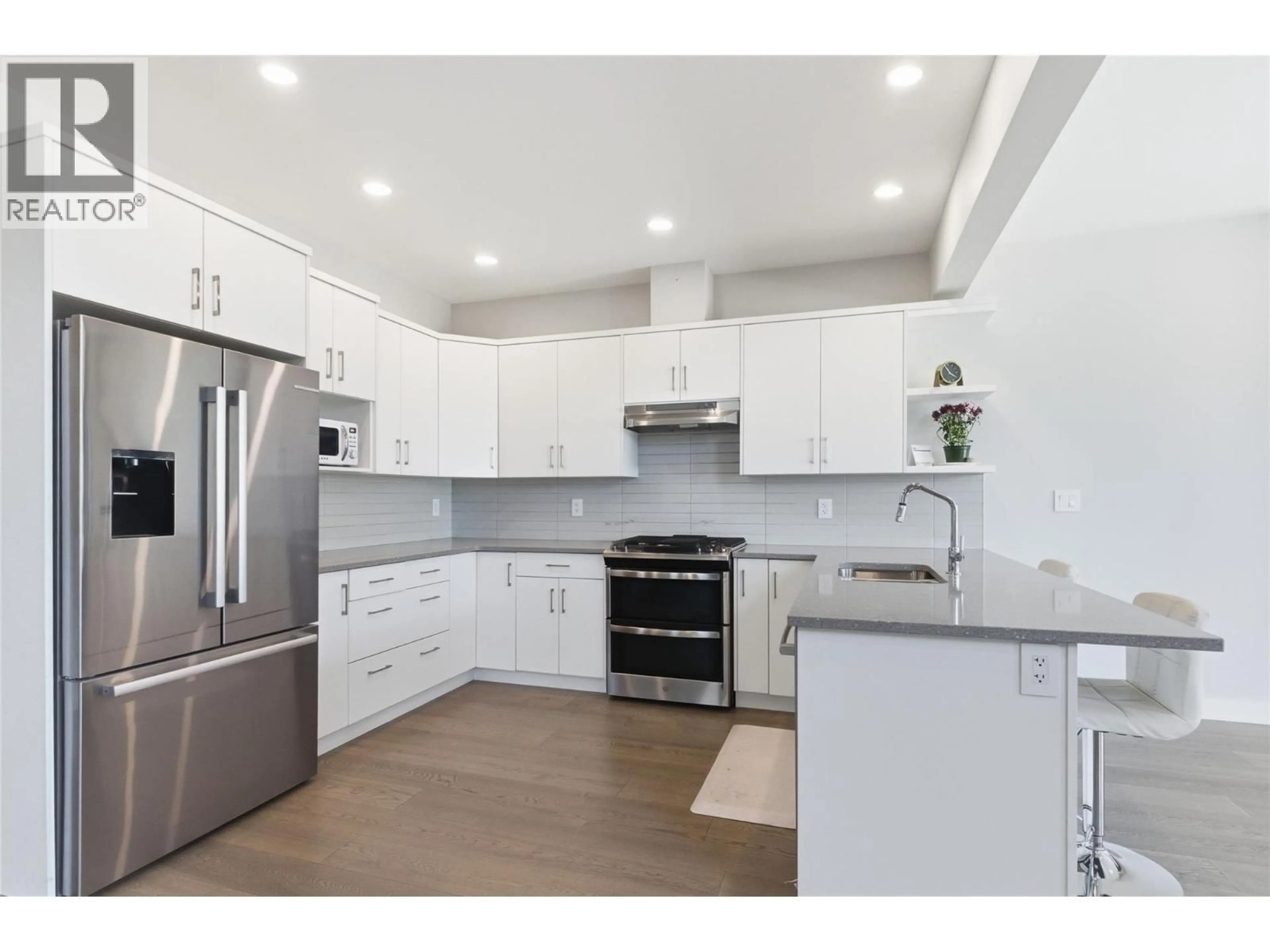 Open concept kitchen, unknown for 105 - 2045 STAGECOACH DRIVE, Kamloops British Columbia V2B0H8
