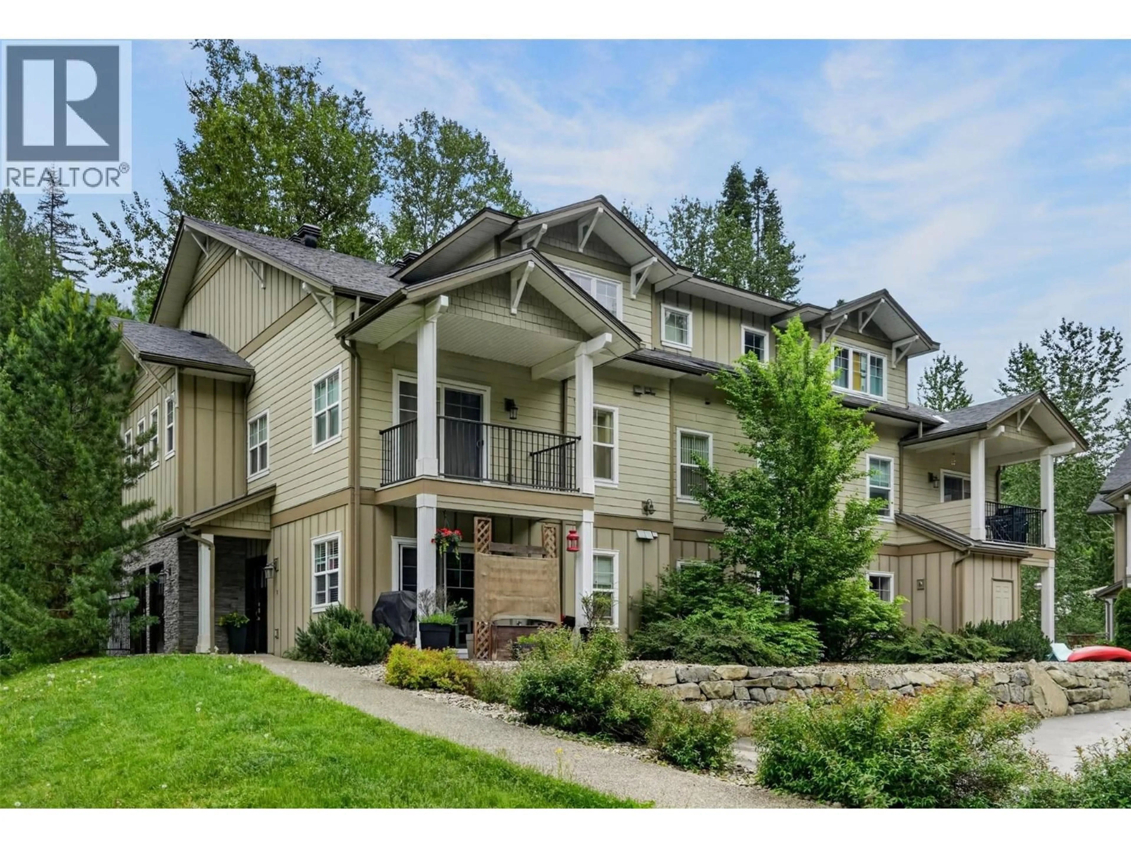Unknown for 102 - 2001 PERRIER ROAD, Nelson British Columbia V1L6Y8