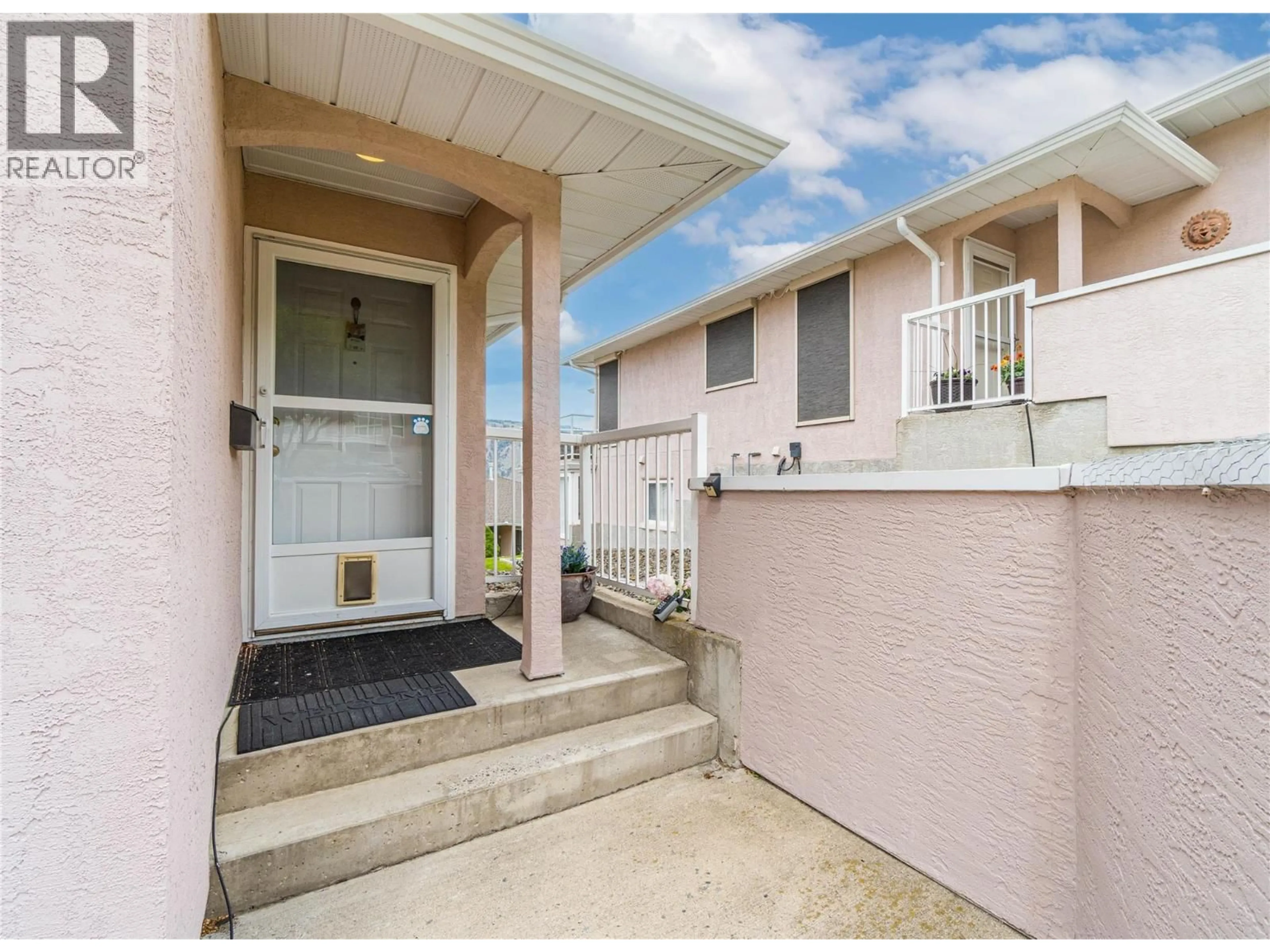 Unknown for 15 - 2630 NECHAKO DRIVE, Kamloops British Columbia V2E2C9