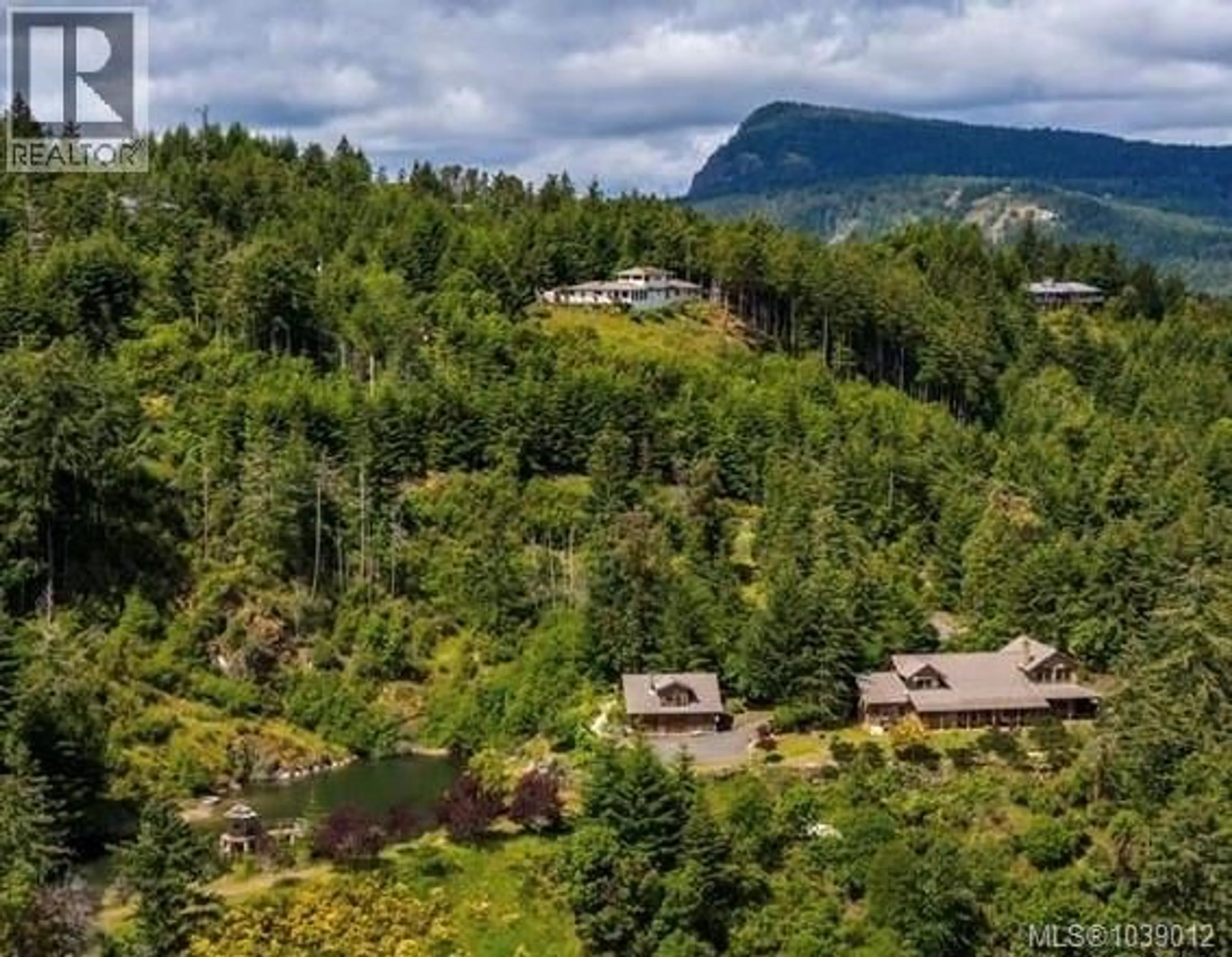 A pic from outside/outdoor area/front of a property/back of a property/a pic from drone, unknown for 177 JENNIFER WAY, Salt Spring British Columbia V8K2X8