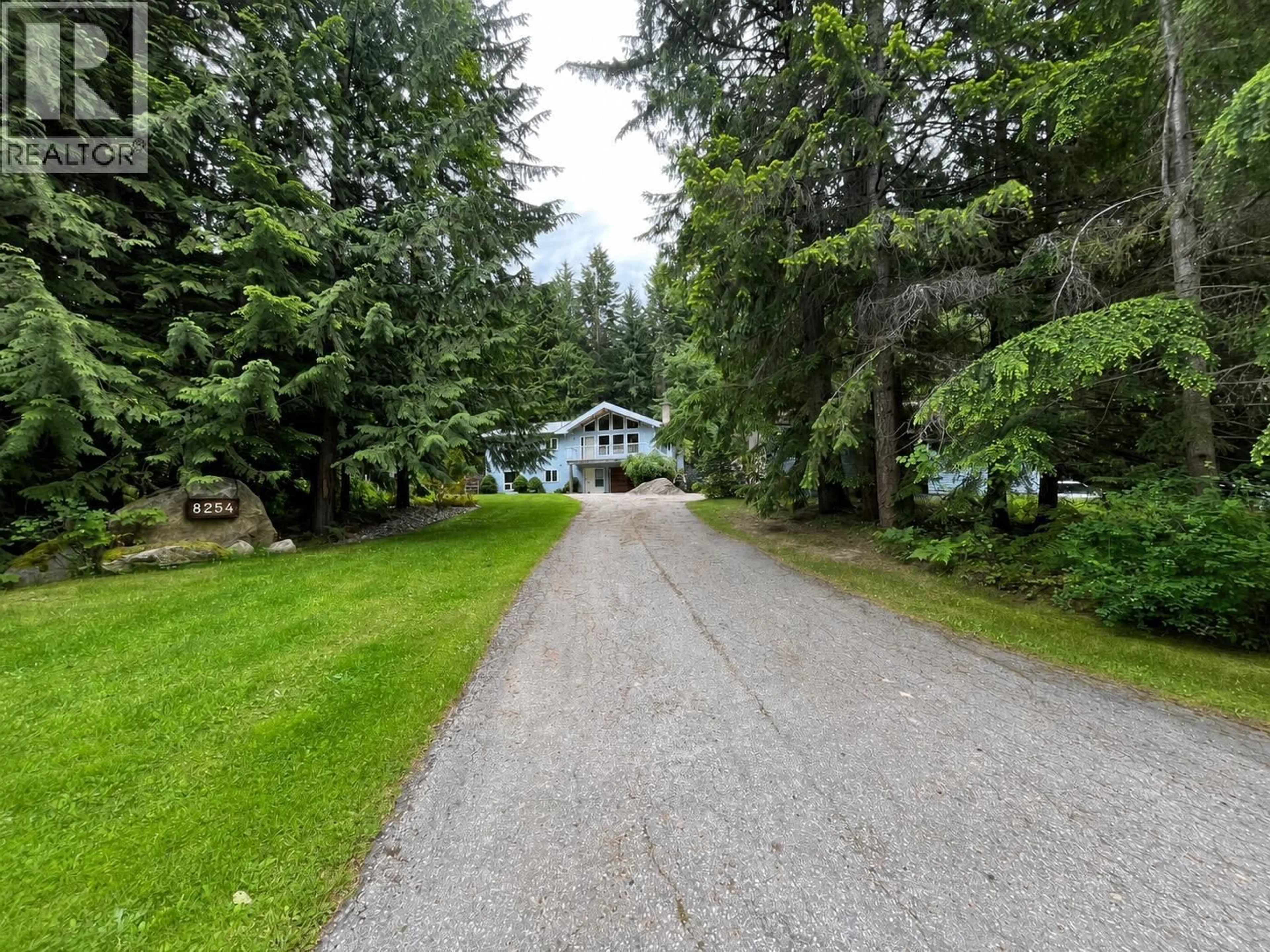 A pic from outside/outdoor area/front of a property/back of a property/a pic from drone, unknown for 8254 PROCTER EAST ROAD, Procter British Columbia V1L0B6