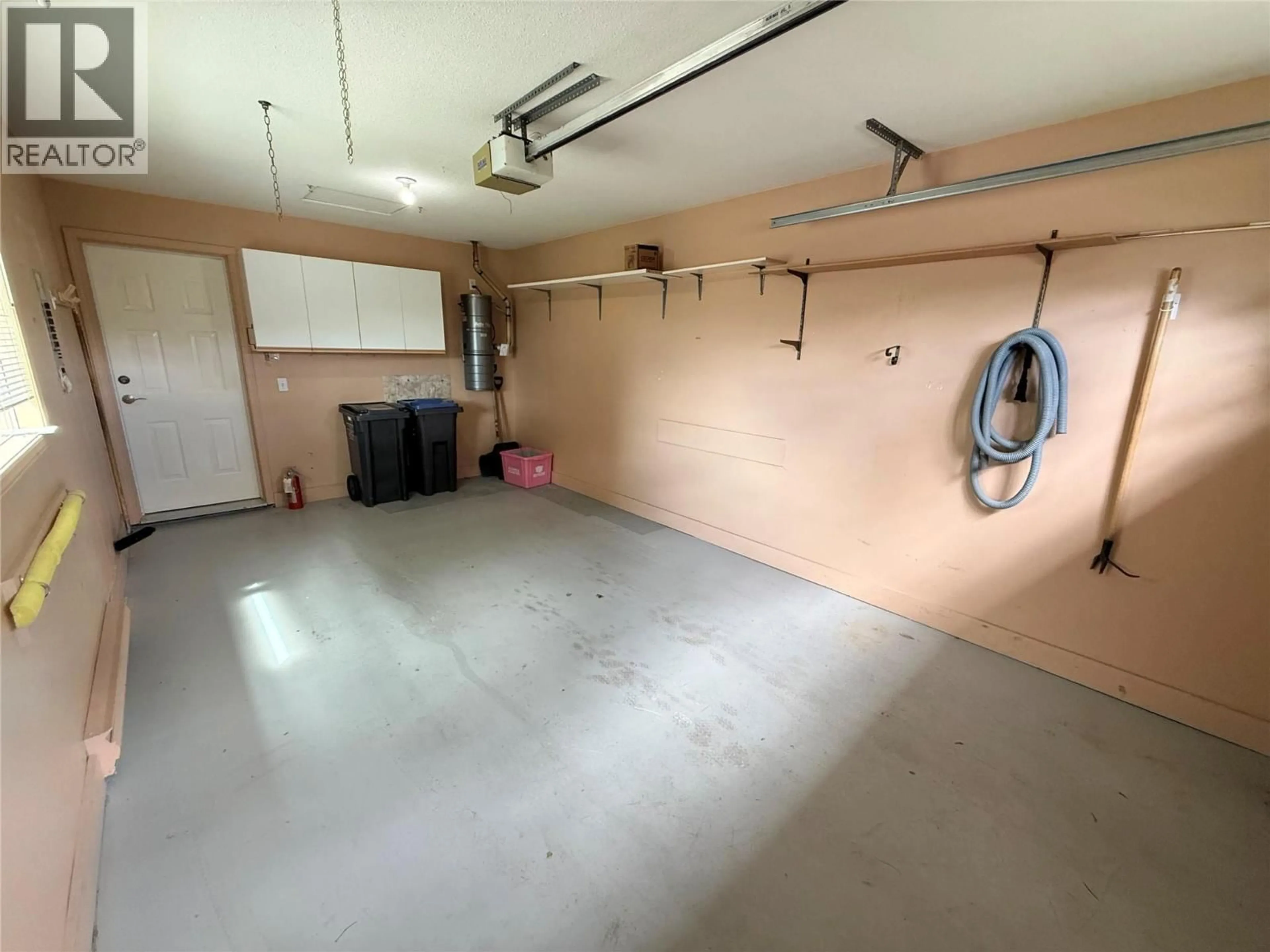 Indoor garage for 55 - 615 GLENMEADOWS ROAD, Kelowna British Columbia V1V1N9