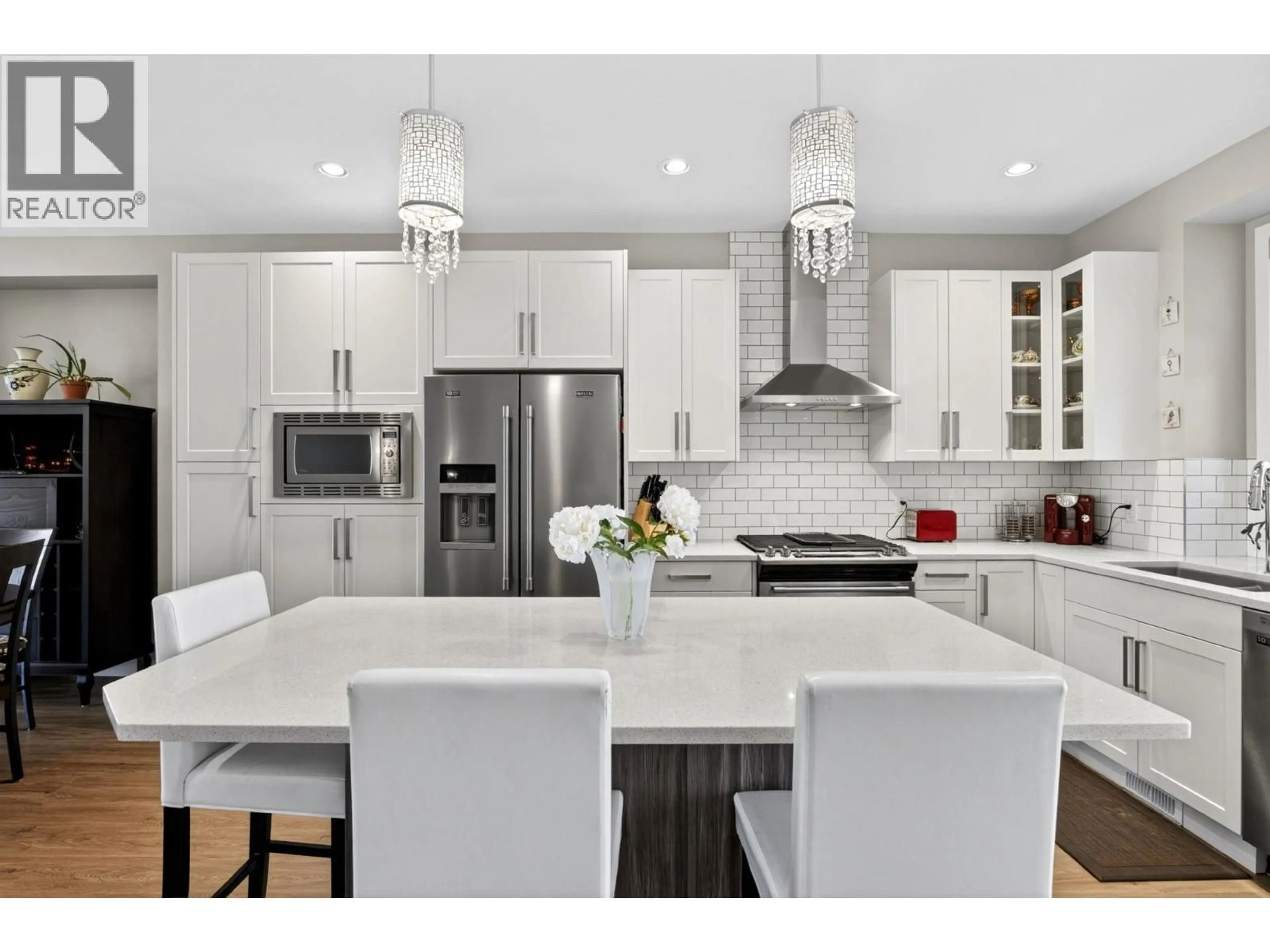Contemporary kitchen, unknown for 9695 CELESTE ROAD, Lake Country British Columbia V4V2R9