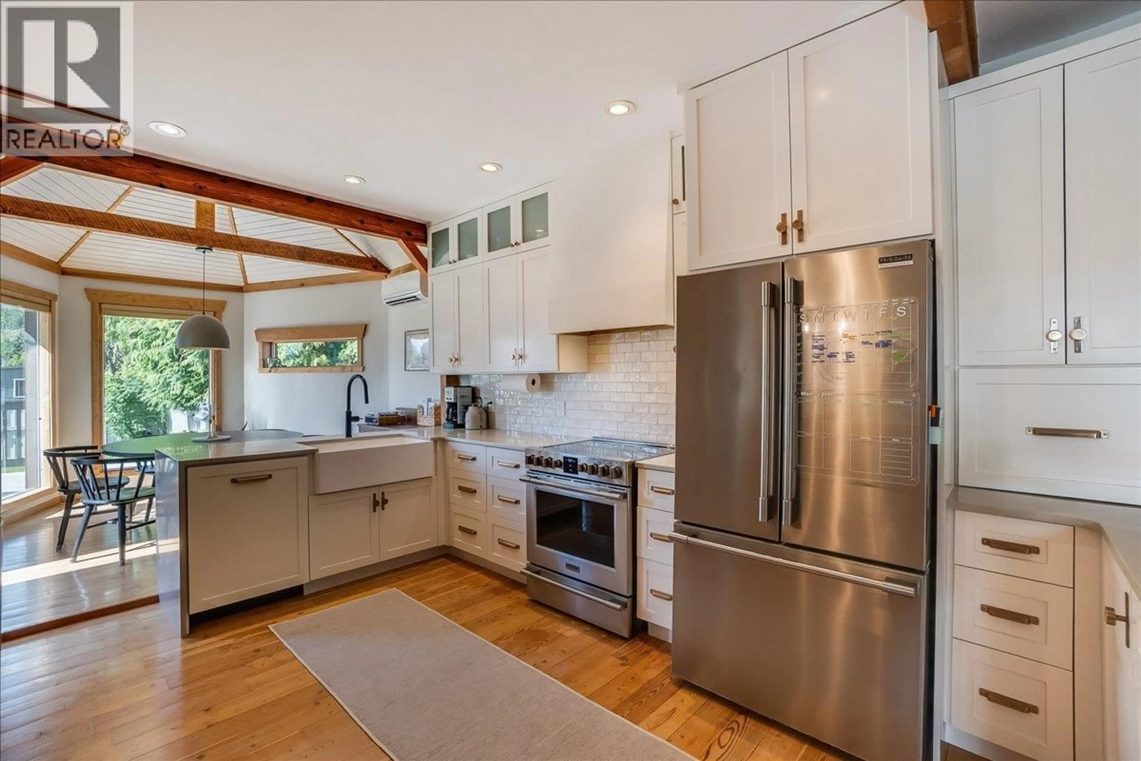 Open concept kitchen, unknown for 233 D AVENUE, Kaslo British Columbia V0G1M0