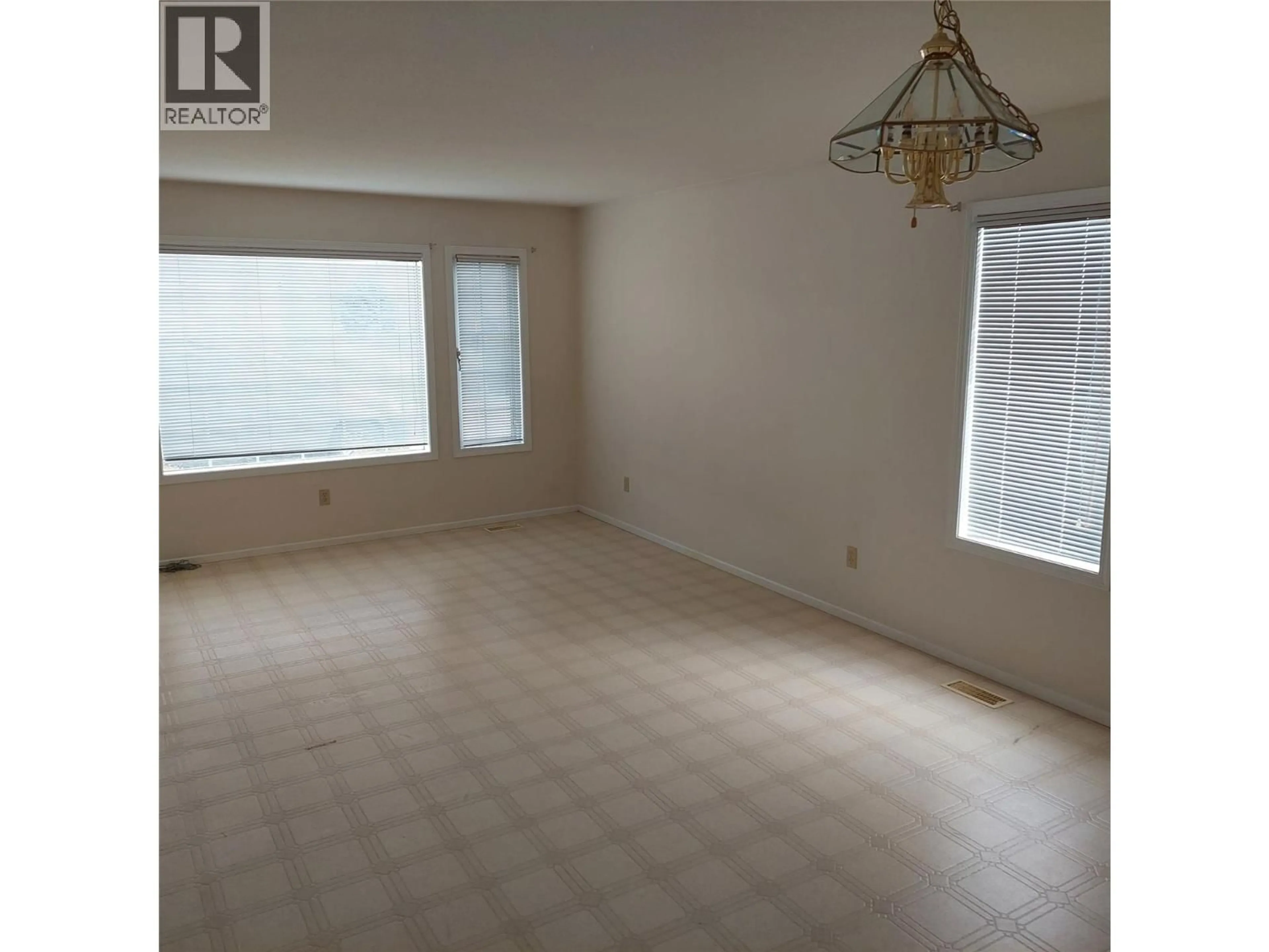 A pic of a room for 114 - 595 YATES ROAD, Kelowna British Columbia V1V1P8