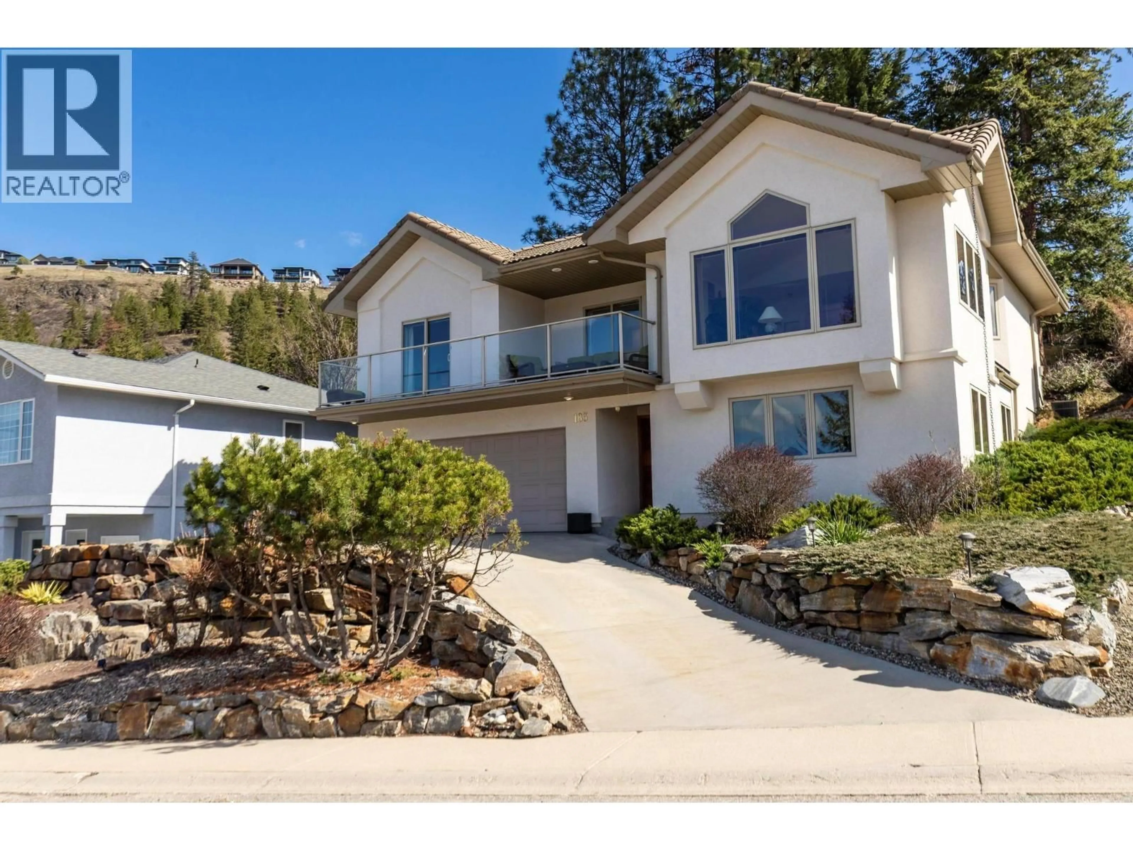 Home with vinyl exterior material, unknown for 183 MAGIC DRIVE, Kelowna British Columbia V1V1N2