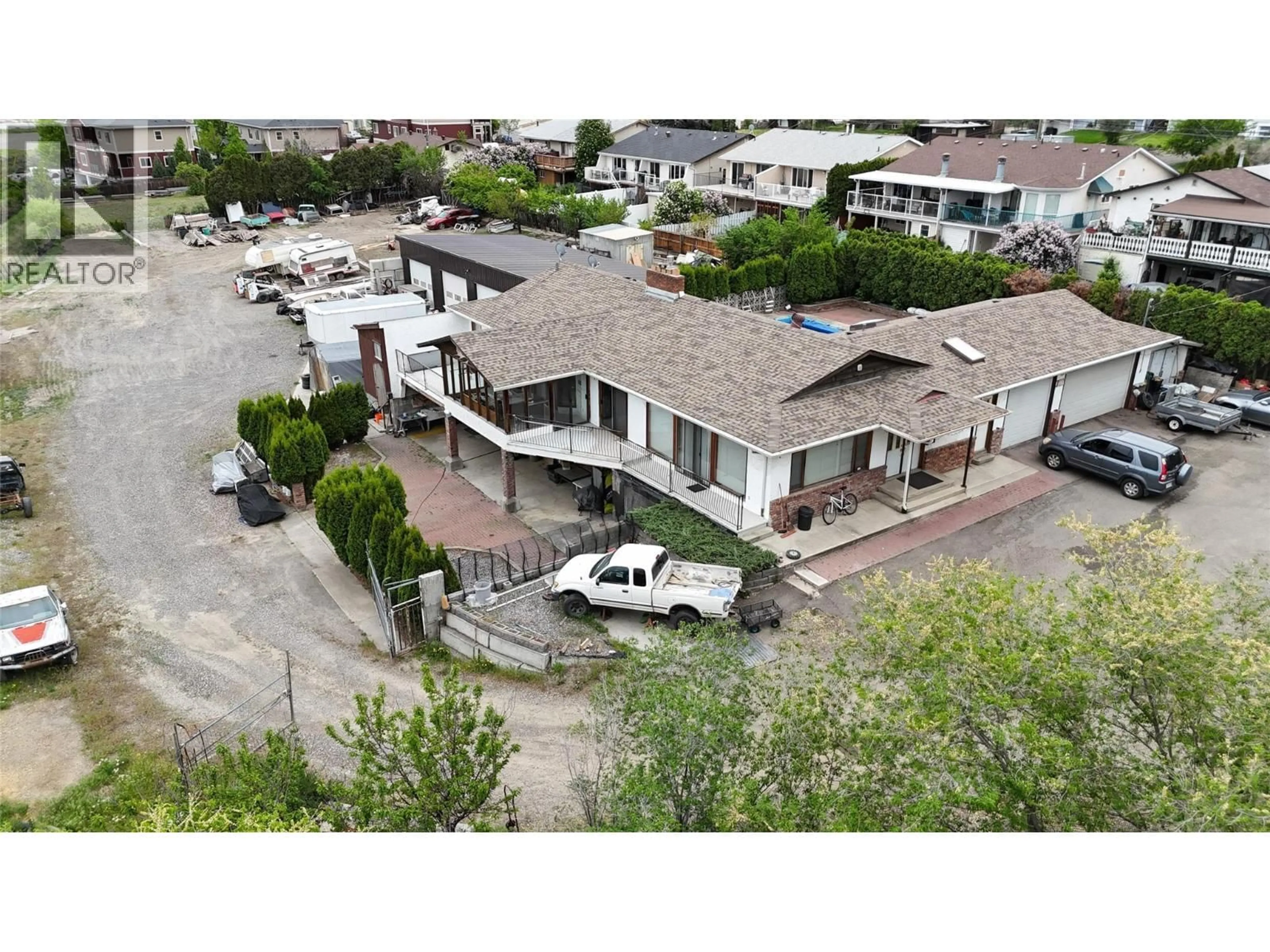 A pic from outside/outdoor area/front of a property/back of a property/a pic from drone, street for 964 FERNIE ROAD, Kamloops British Columbia V2C1B3