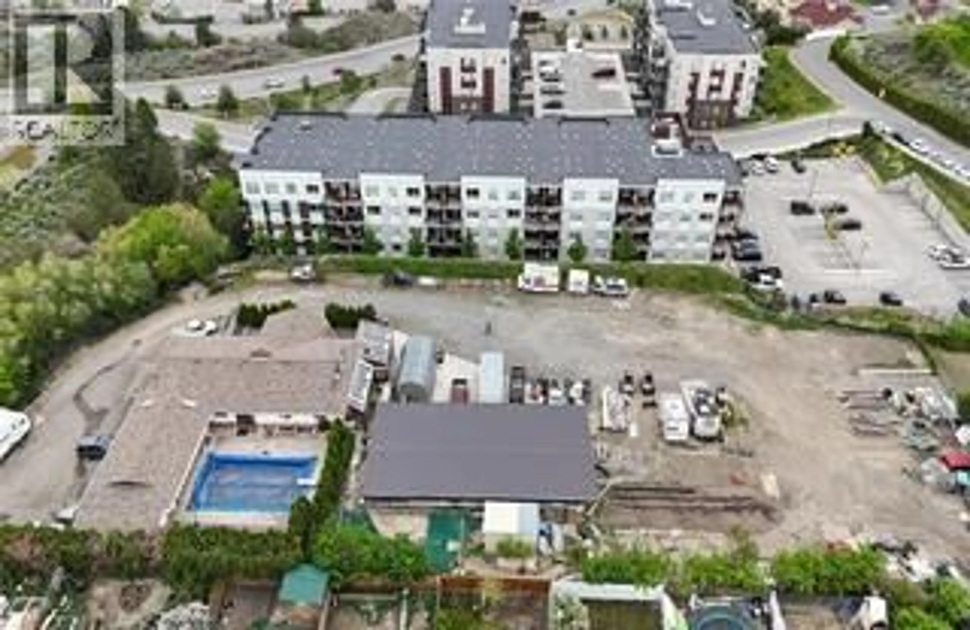 A pic from outside/outdoor area/front of a property/back of a property/a pic from drone, unknown for 964 FERNIE ROAD, Kamloops British Columbia V2C1B3