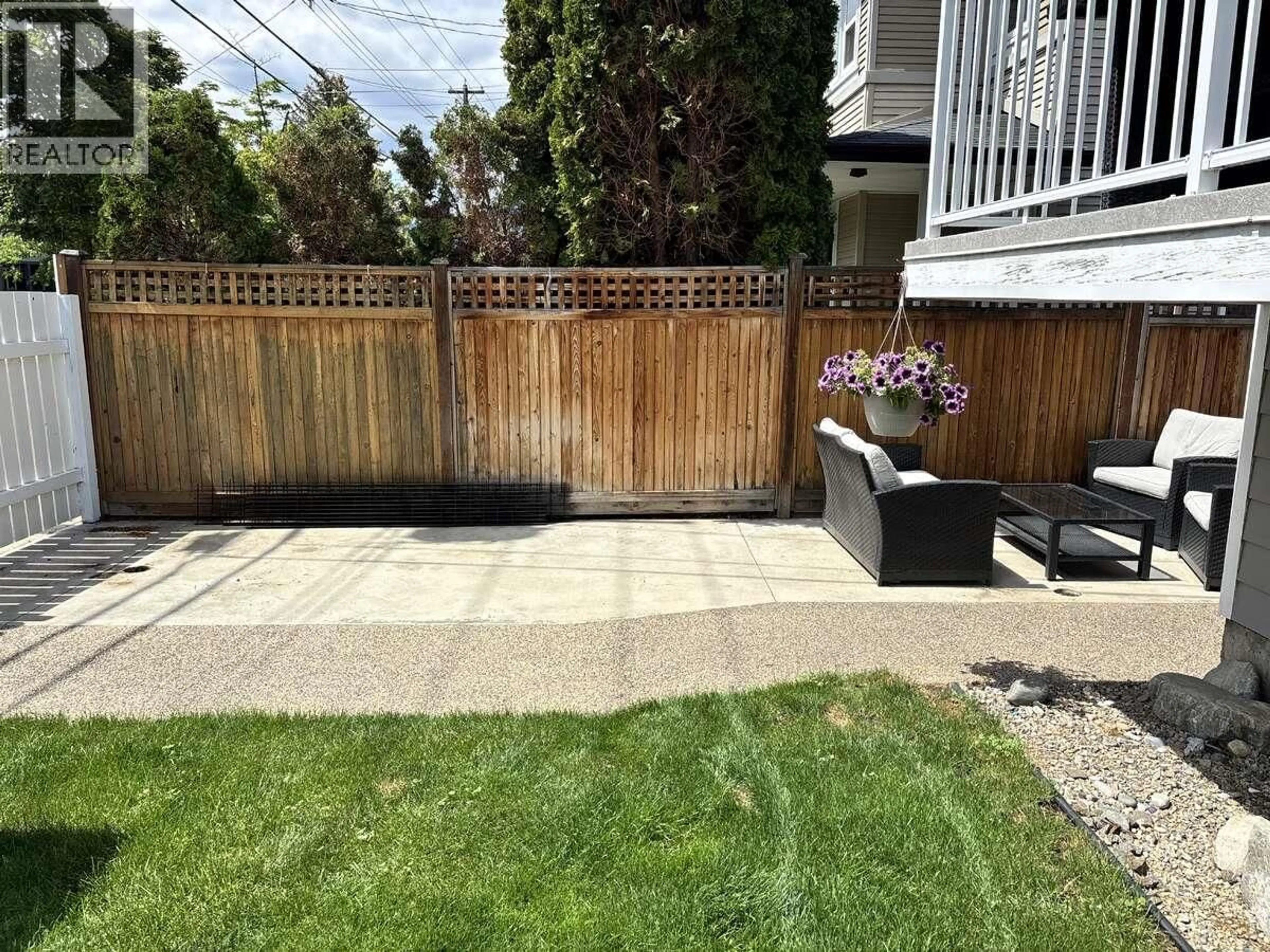 Patio, street for 453 ALEXANDER AVENUE, Penticton British Columbia V2A1E6