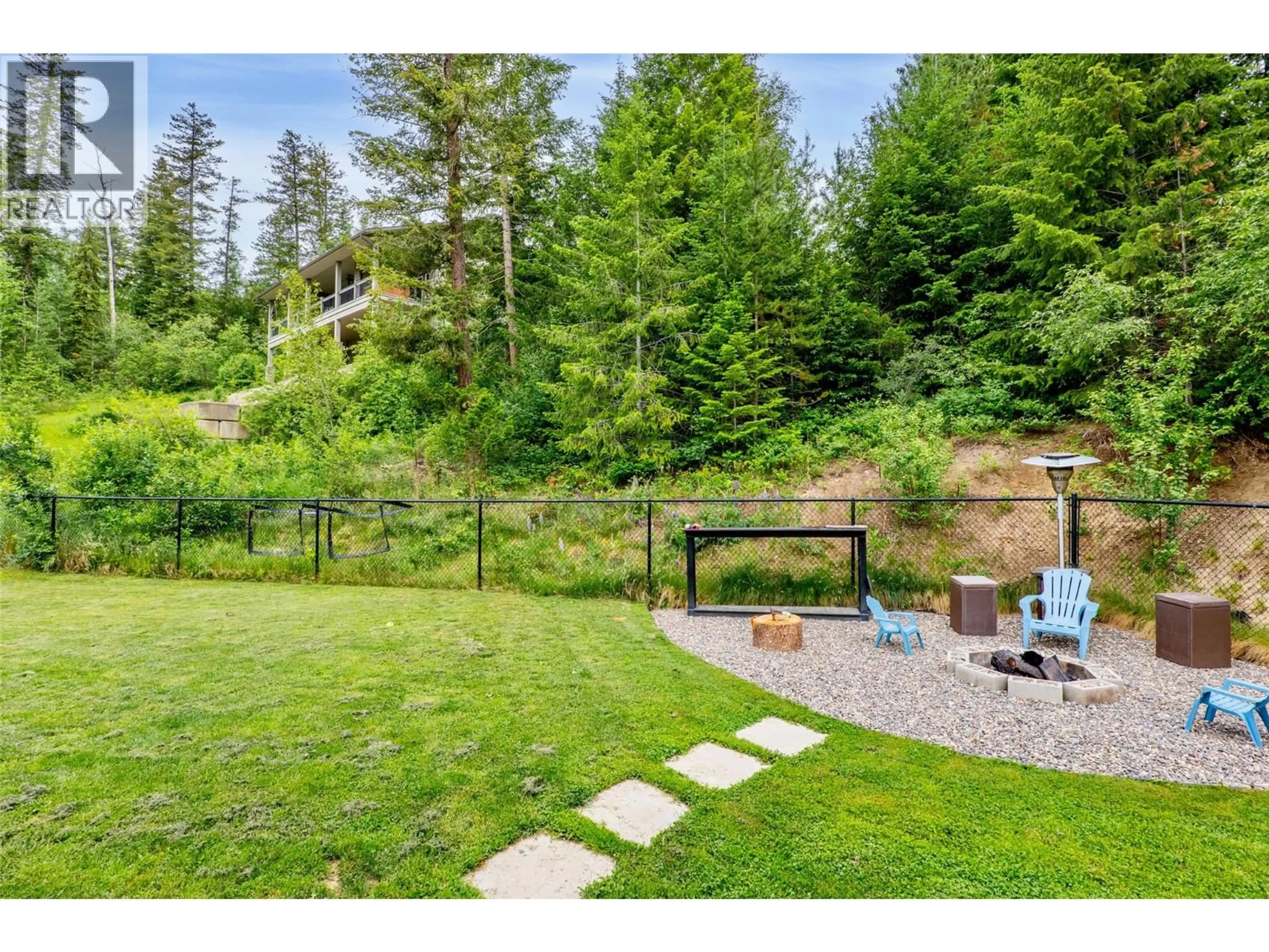 Patio, forest/trees view for 2533 VALLEY PLACE, Blind Bay British Columbia V0E1H2