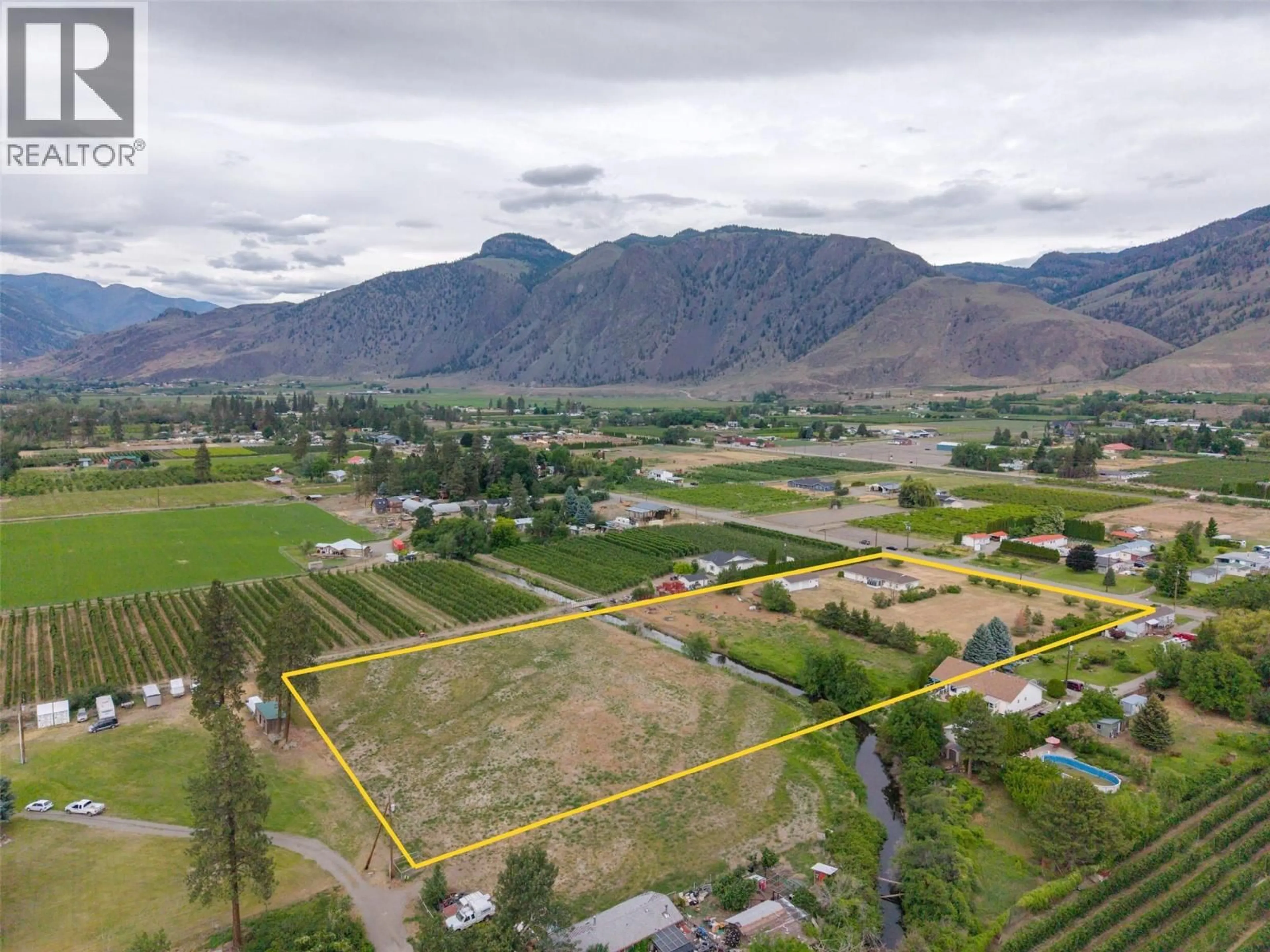 A pic from outside/outdoor area/front of a property/back of a property/a pic from drone, mountain view for 2185 NEWTON ROAD, Cawston British Columbia V0X1C1