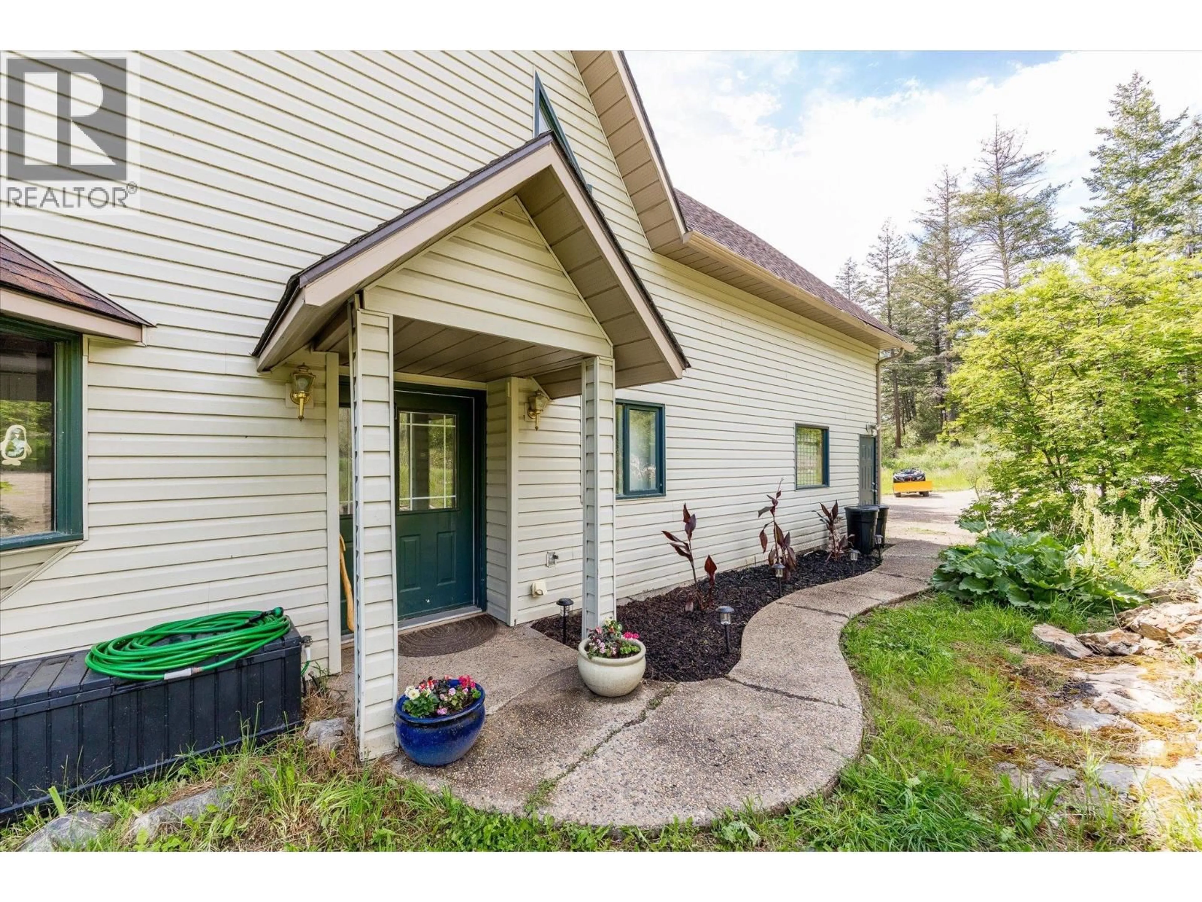 Unknown for 1957 HUCKLEBERRY ROAD, Kelowna British Columbia V1X4K4
