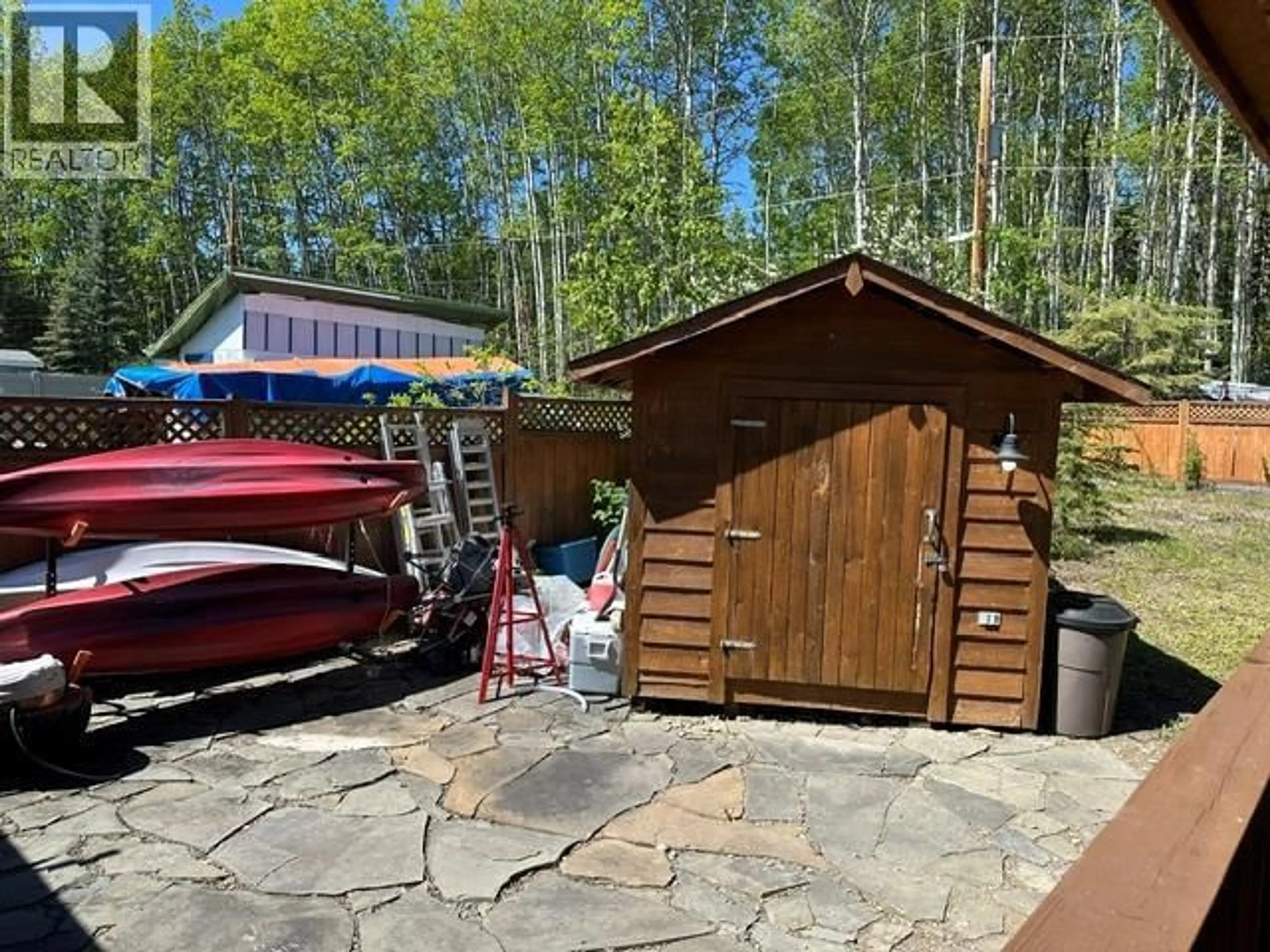 Shed for 6597 HOLIDAY BEACH, Moberly Lake British Columbia V0C1X0