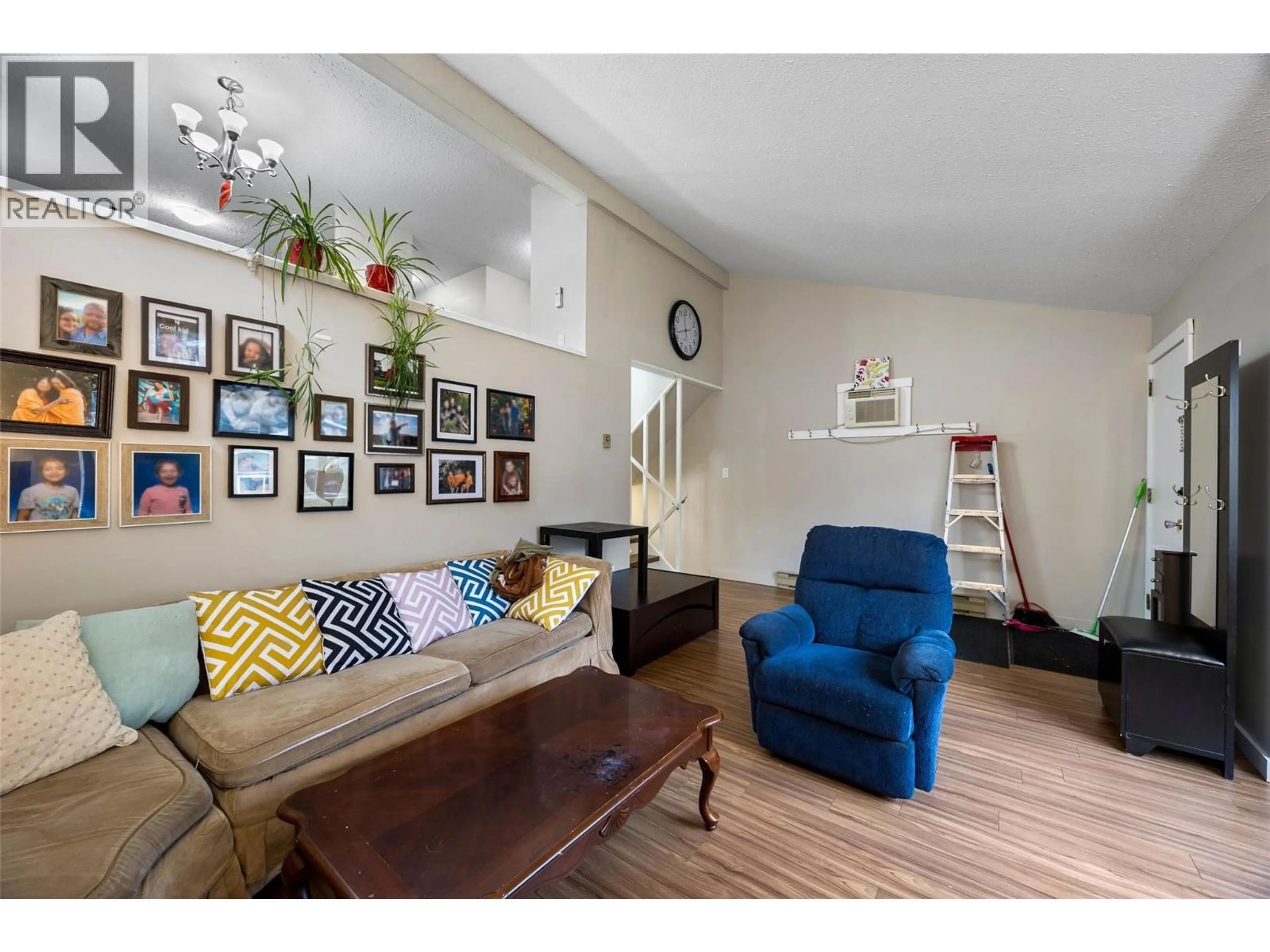 Living room with furniture, wood/laminate floor for 1026 HILLSIDE AVENUE, Chase British Columbia V0E1M0