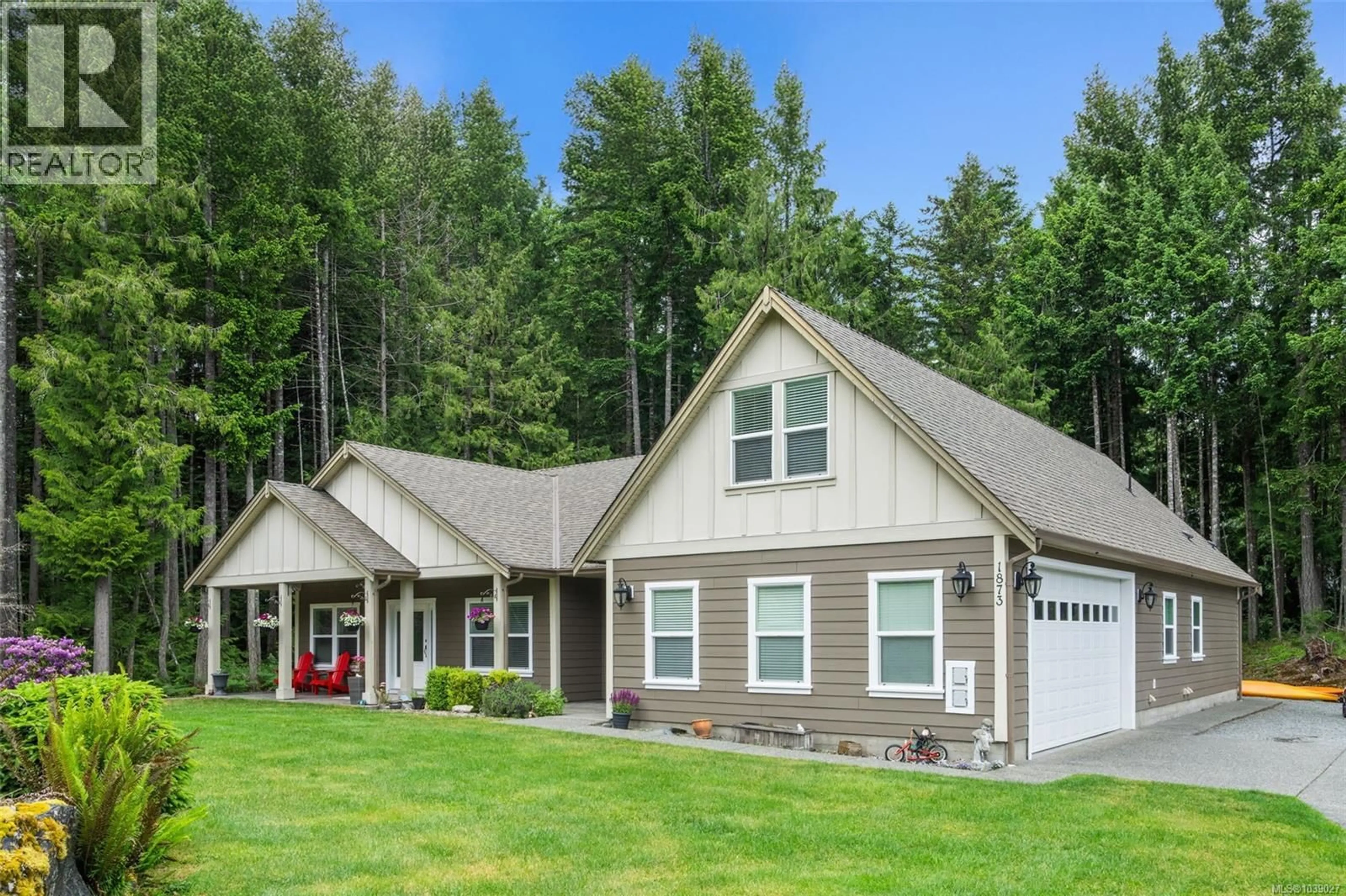 Home with vinyl exterior material, mountain view for 1871 HIGHLAND RIDGE ROAD, Shawnigan Lake British Columbia V8H2H9