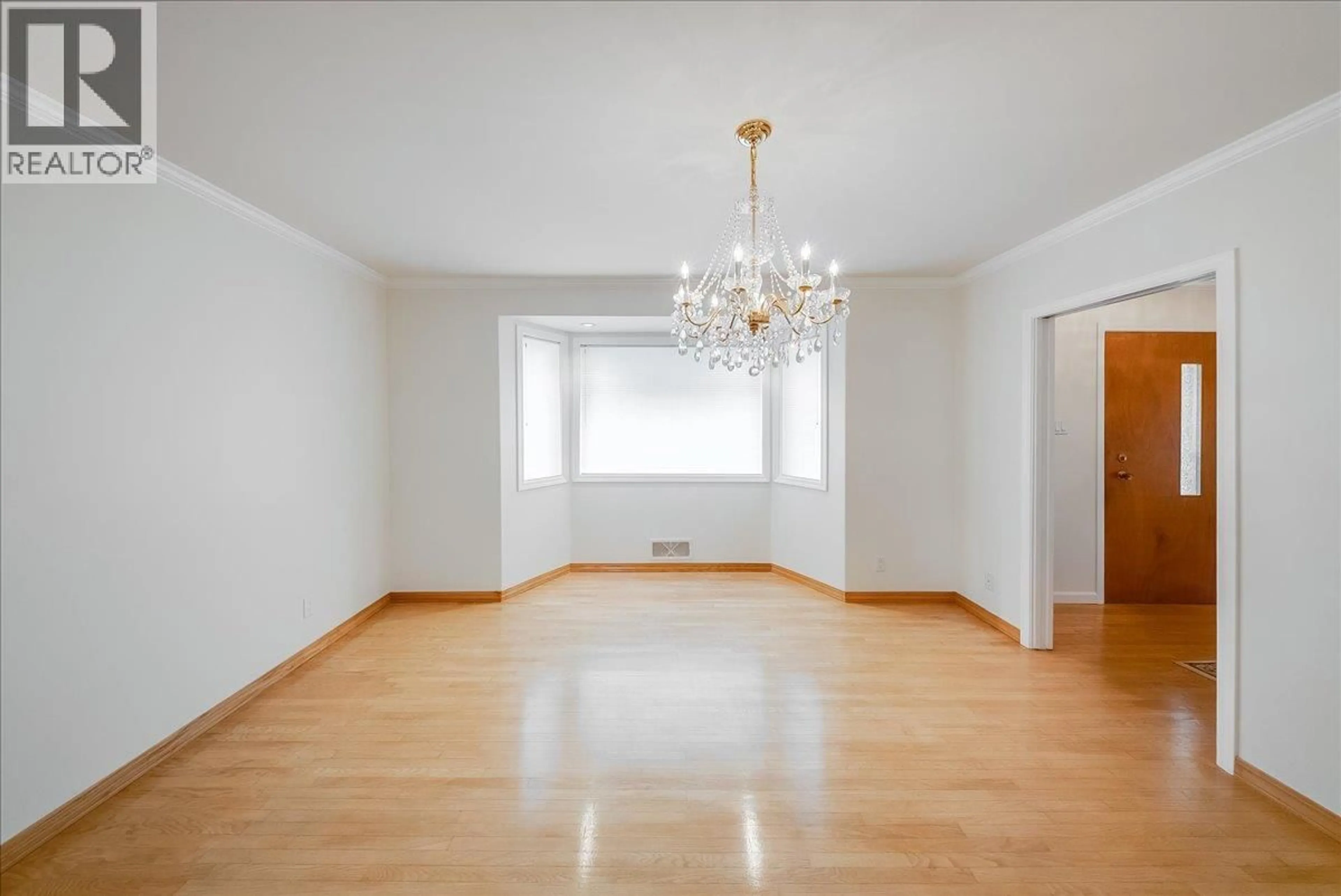 Unknown for 945 THACKERAY STREET, Warfield British Columbia V1R2C3