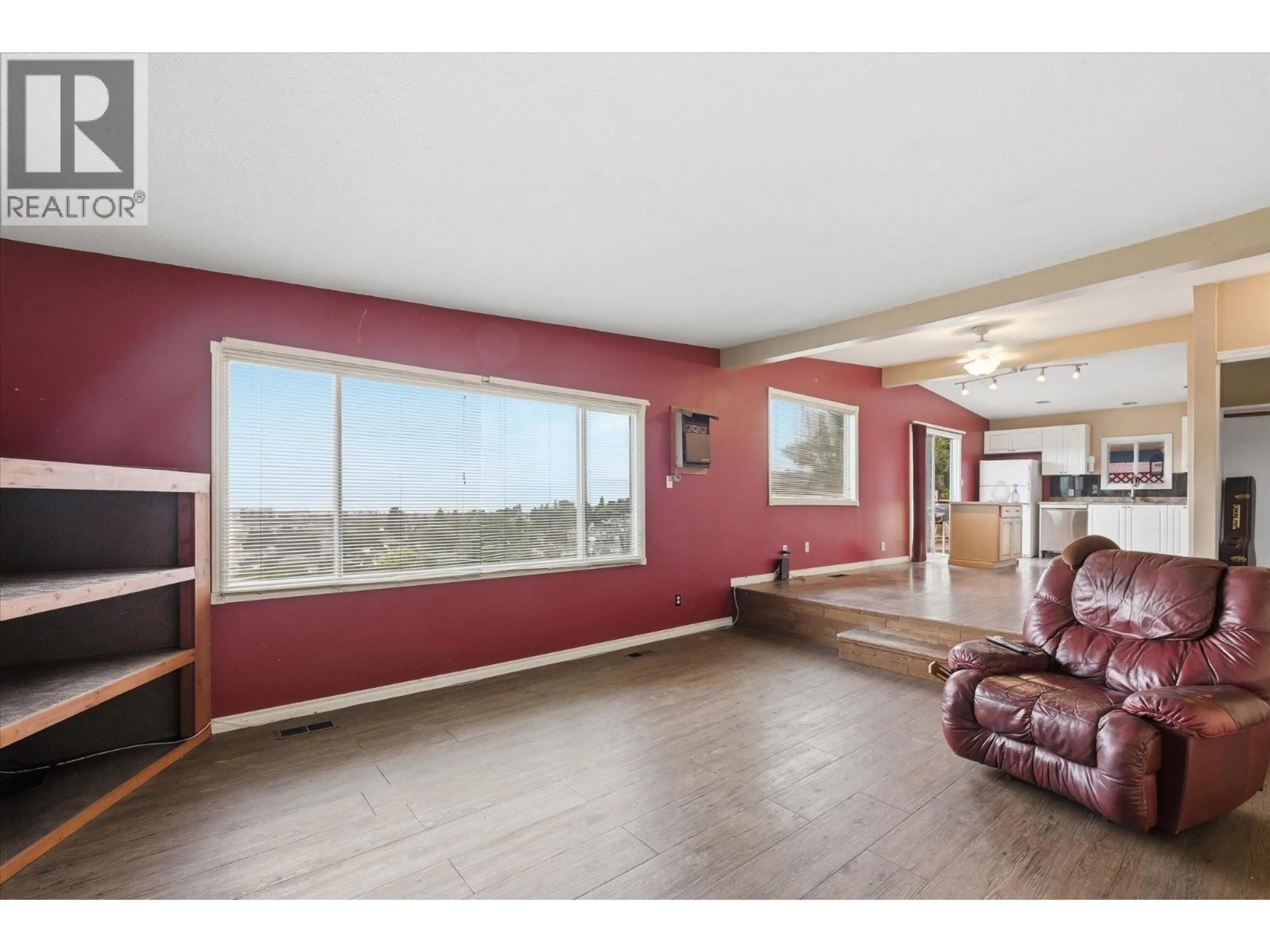 A pic of a room for 1460 LUND ROAD, Kelowna British Columbia V1X4K4