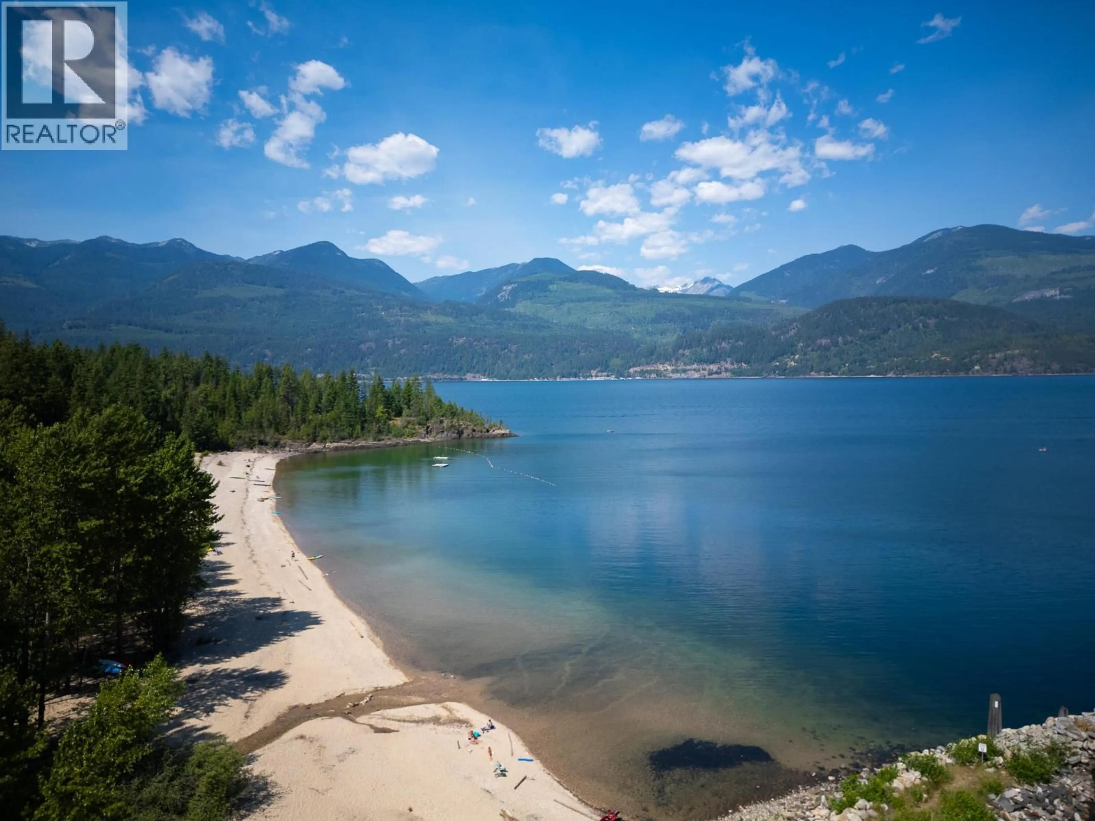Blurry image for 1766 RIONDEL N ROAD, Riondel British Columbia V0B2B0