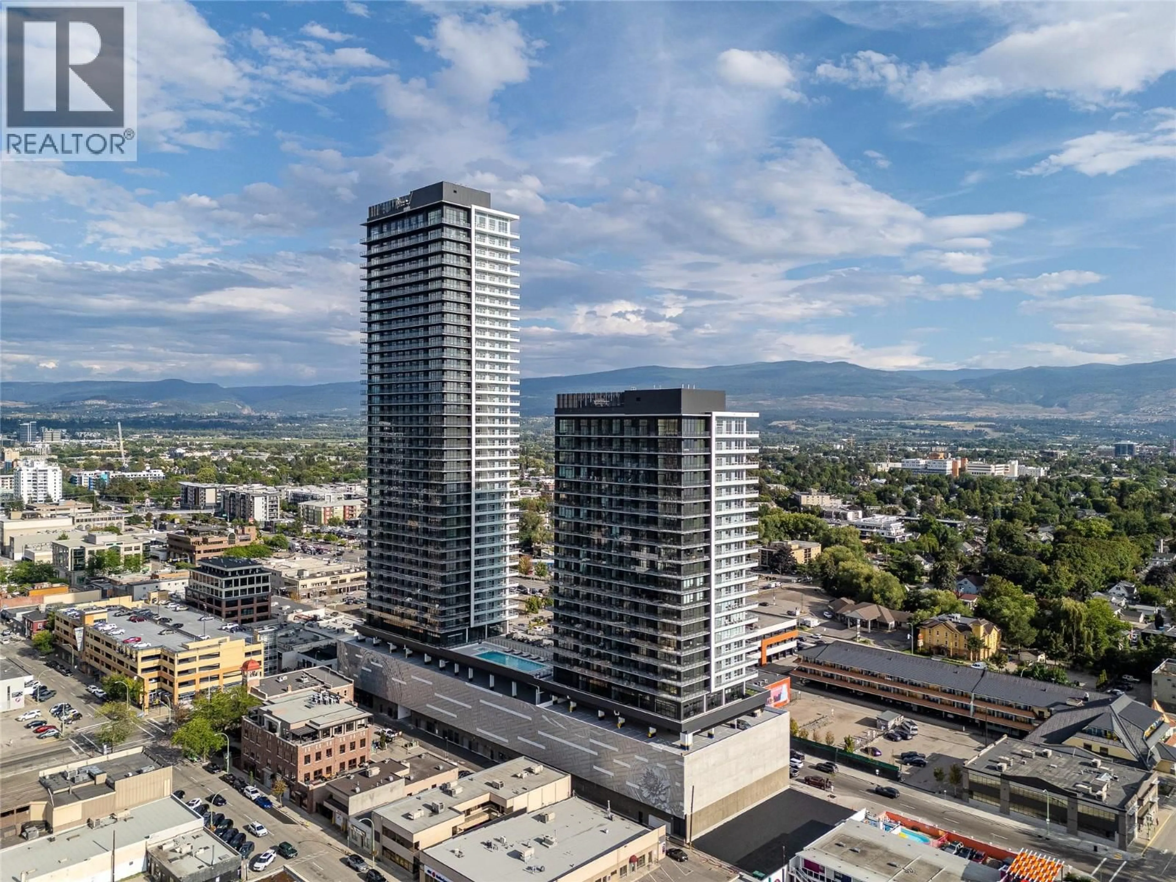 A pic from outside/outdoor area/front of a property/back of a property/a pic from drone, city buildings view from balcony for 2804 - 1626 WATER STREET, Kelowna British Columbia V1Y0N7