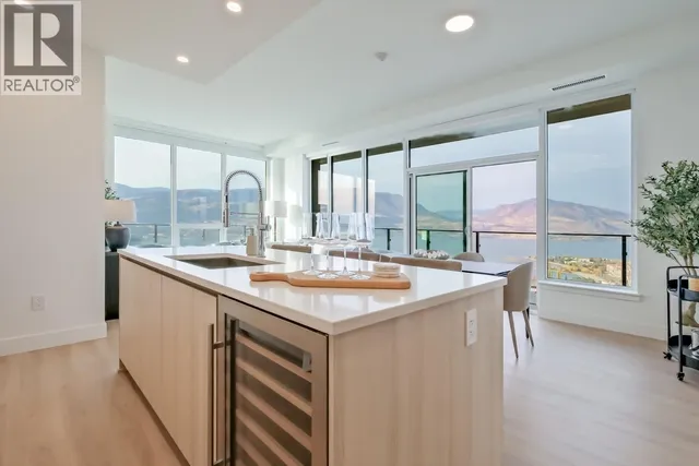 2808 - 1626 WATER STREET, Kelowna 3