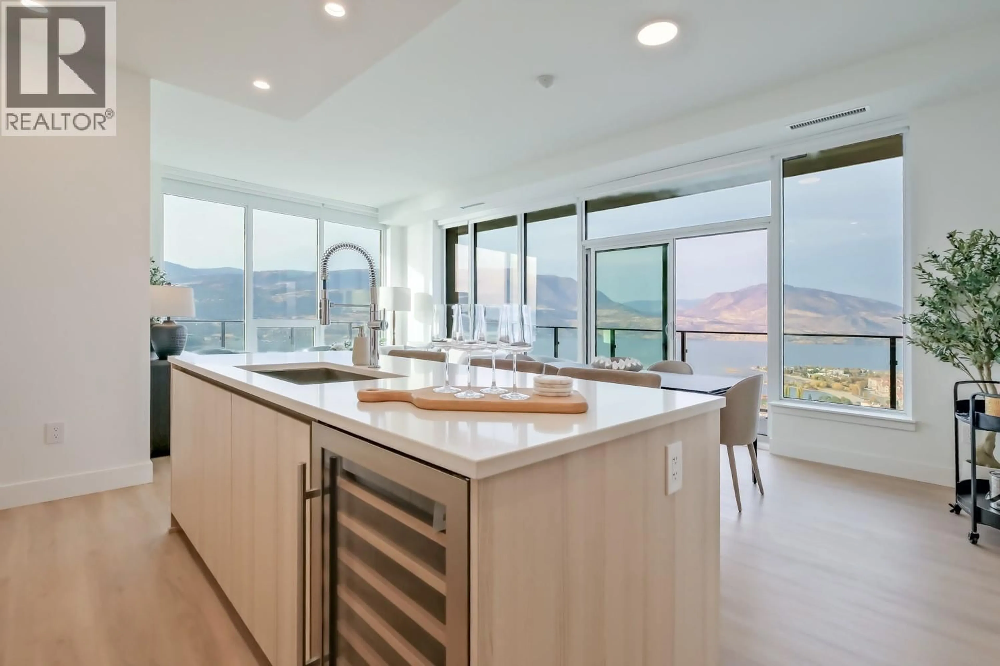 Unknown for 2808 - 1626 WATER STREET, Kelowna British Columbia V1Y0N7