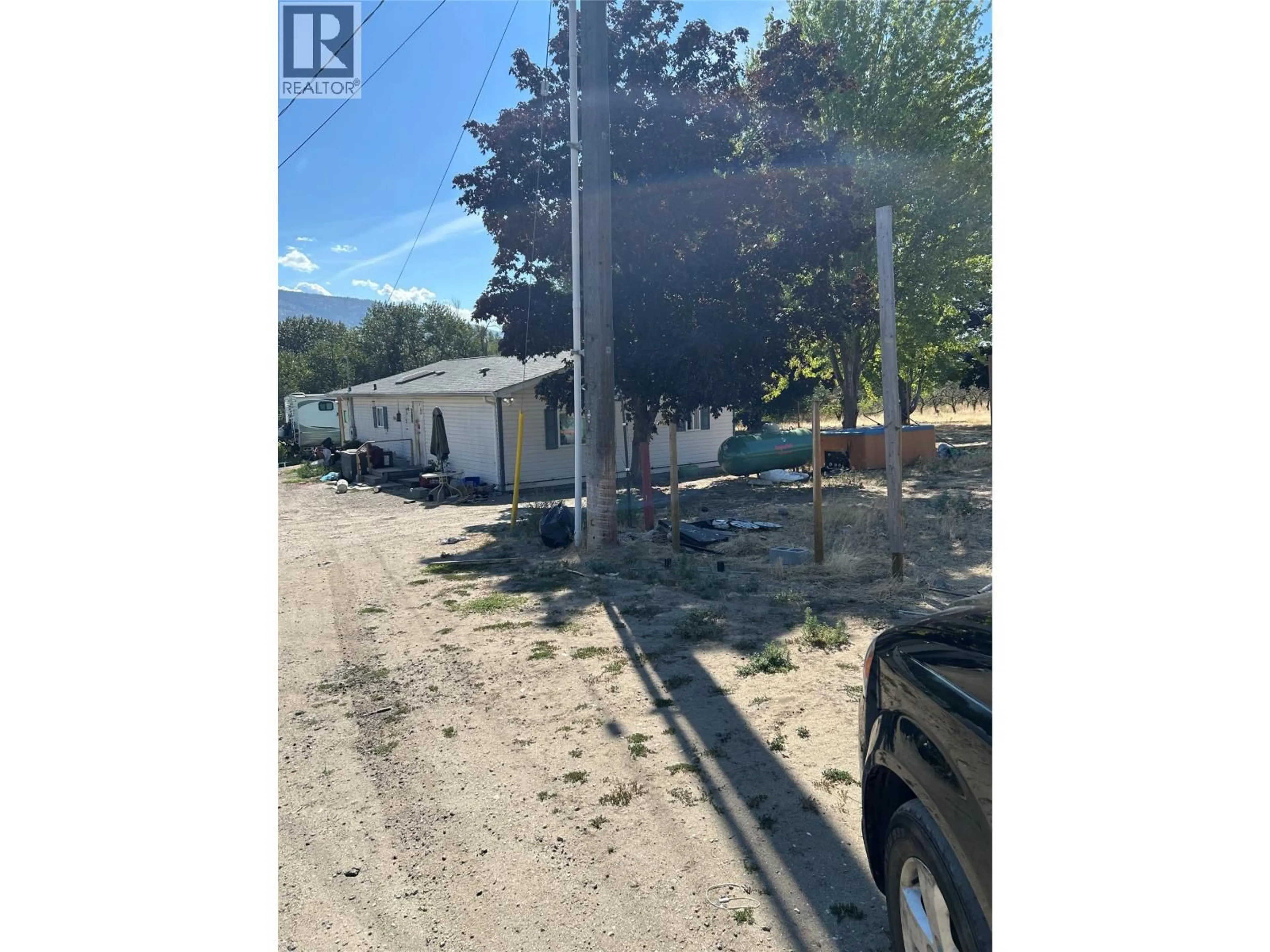Parking for 7561 HIGHWAY 97 OTHER, Oliver British Columbia V0H1T5