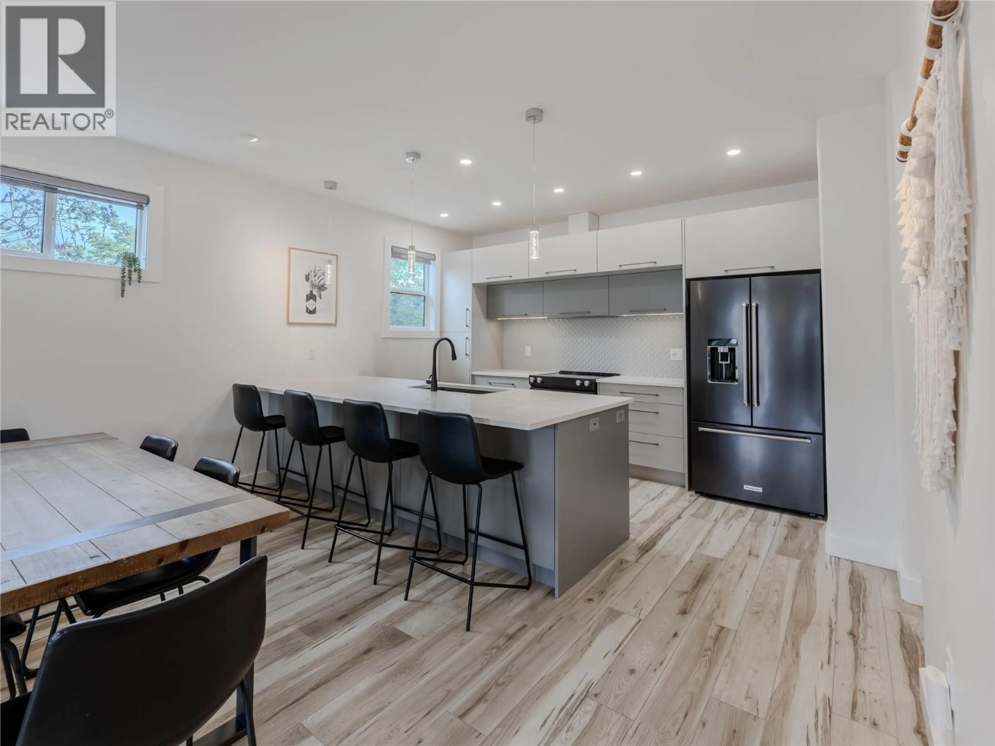 Open concept kitchen, unknown for 104 - 190 VANCOUVER AVENUE, Penticton British Columbia V2A1A2