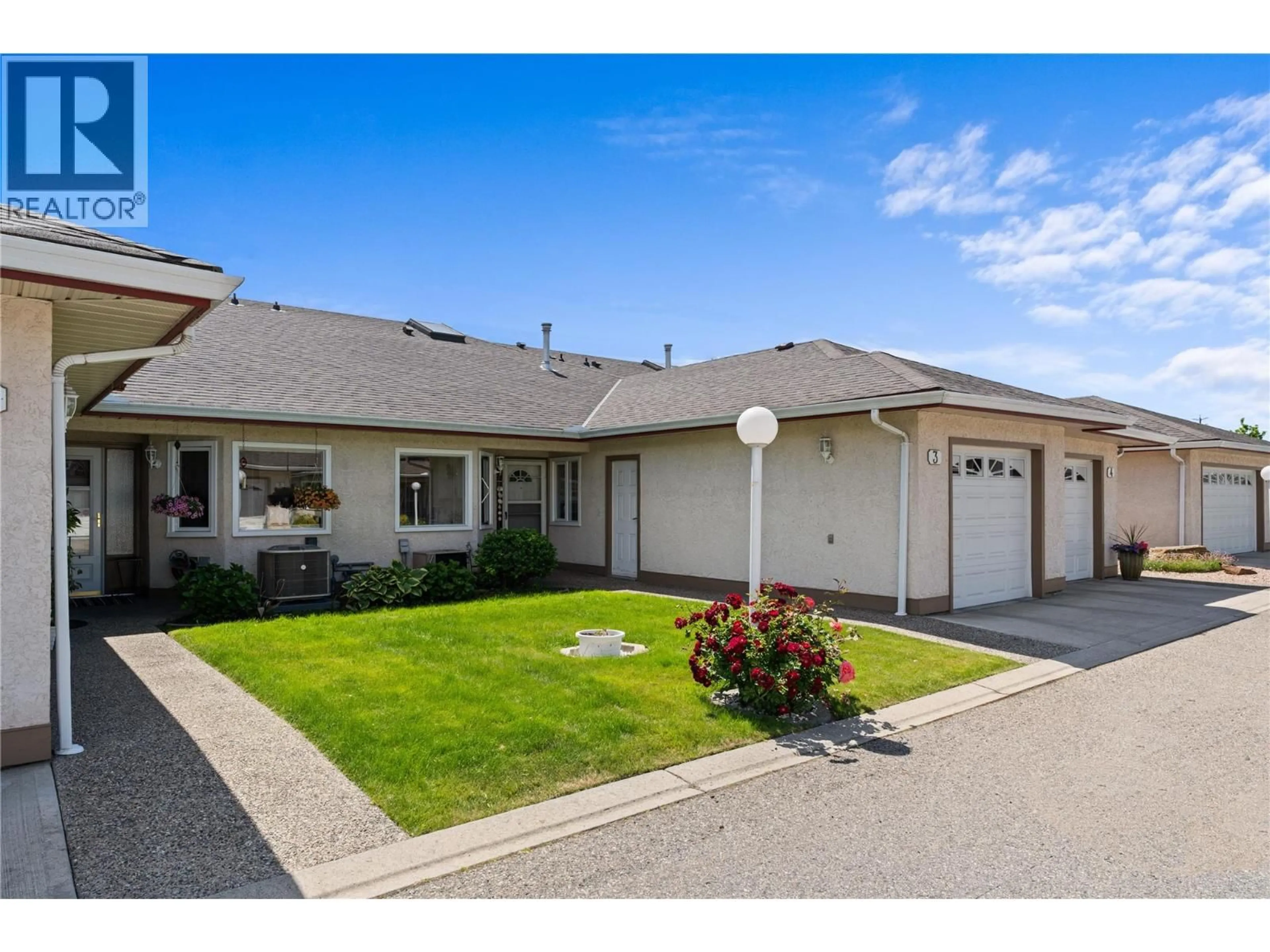 Unknown for 3 - 1874 PARKVIEW CRESCENT, Kelowna British Columbia V1X7G6