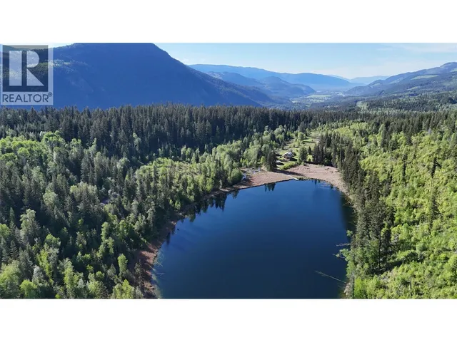 4081 MCNAB ROAD, Little Fort 5