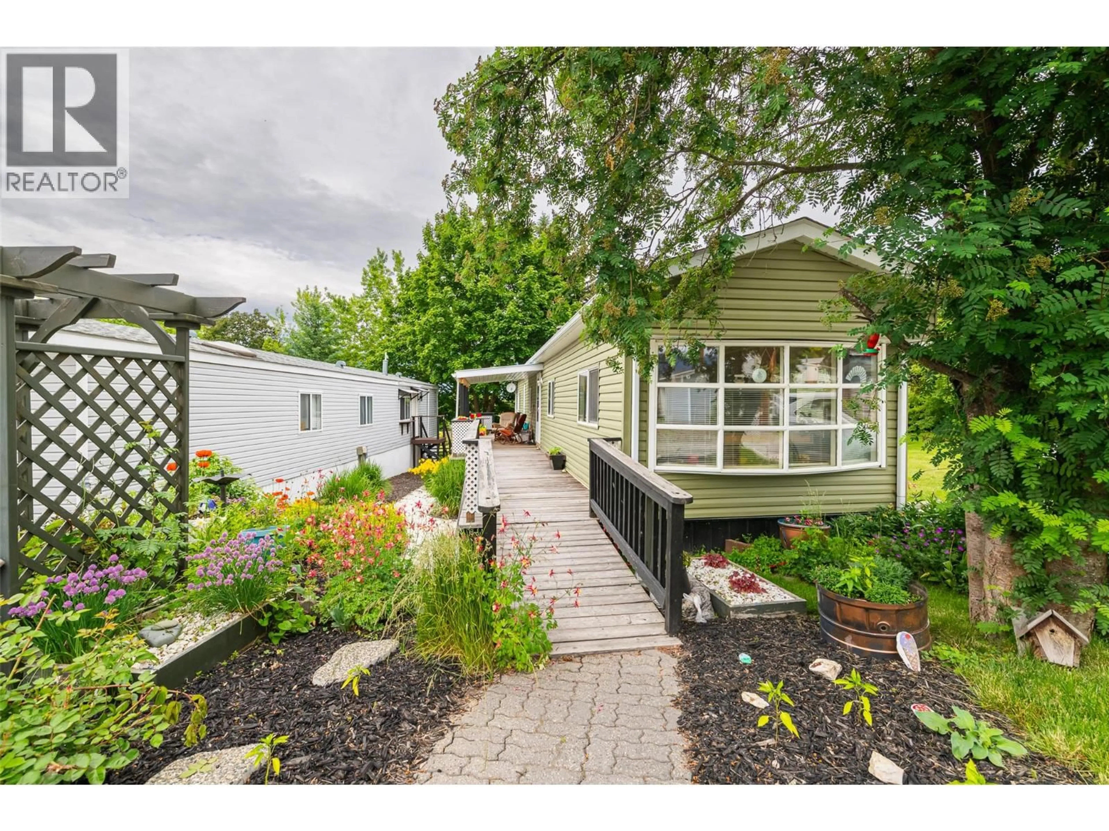 Home with vinyl exterior material, street for 4 - 1421 ERICKSON STREET, Erickson British Columbia V0B1G1