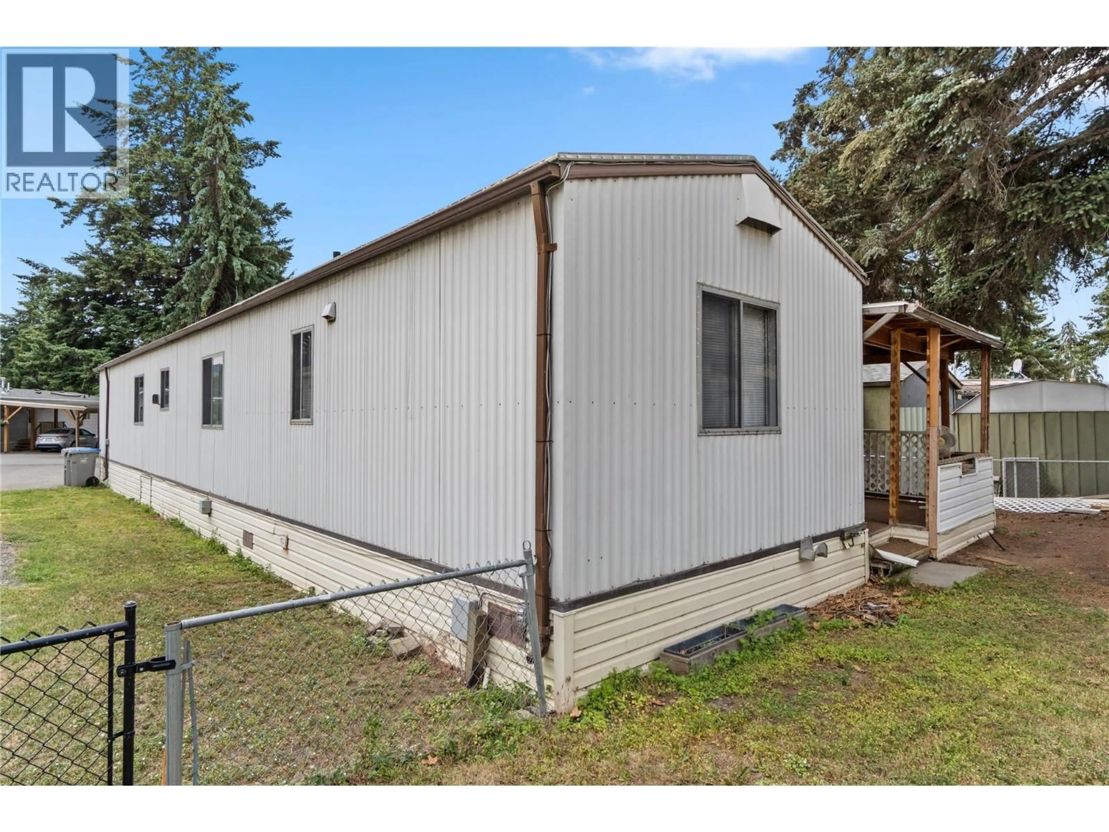Unknown for 24 - 2401 ORD ROAD, Kamloops British Columbia V2B7V8