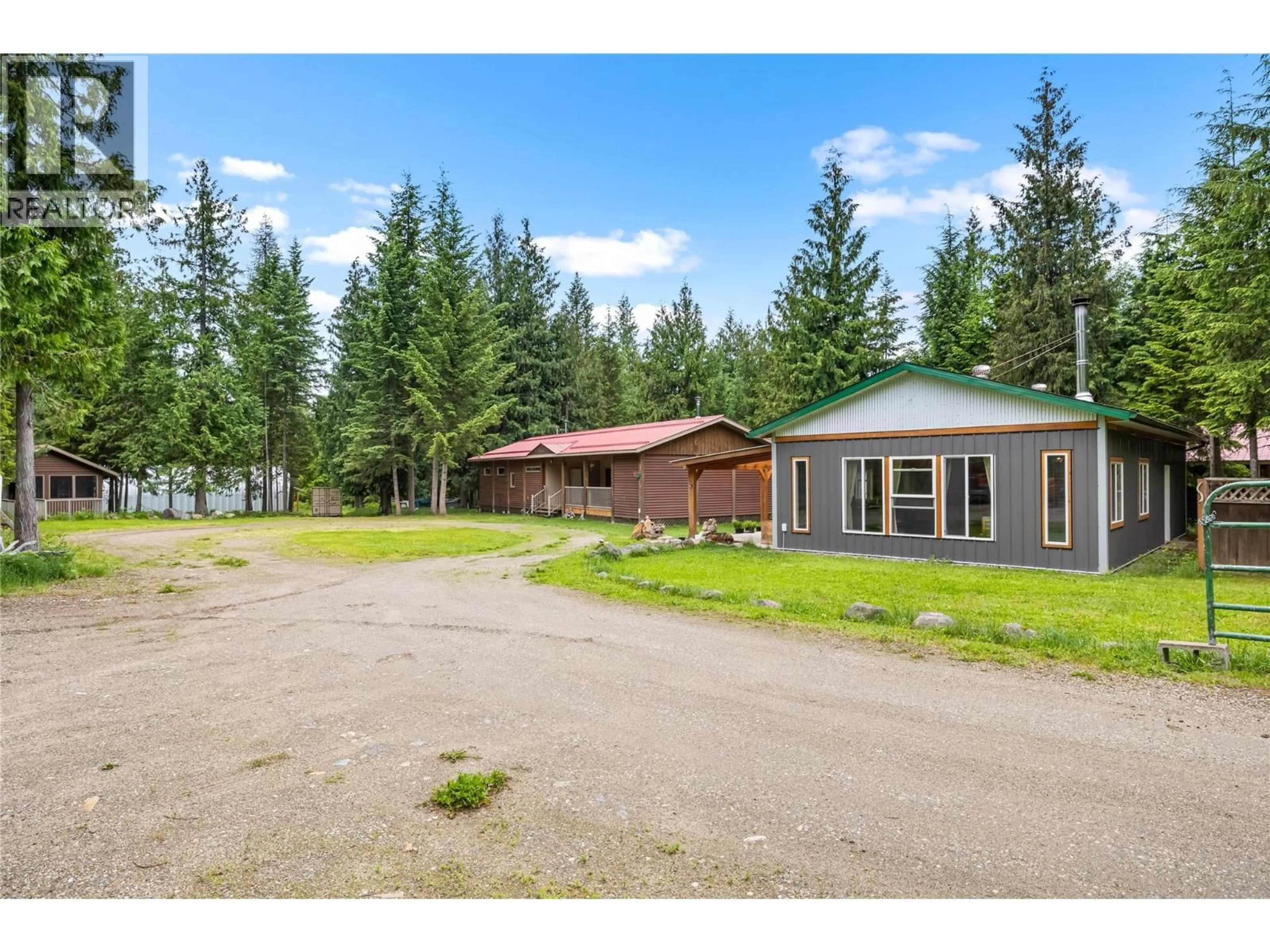 A pic from outside/outdoor area/front of a property/back of a property/a pic from drone, mountain view for 16424 WADDS ROAD, Crawford Bay British Columbia V0B1E0