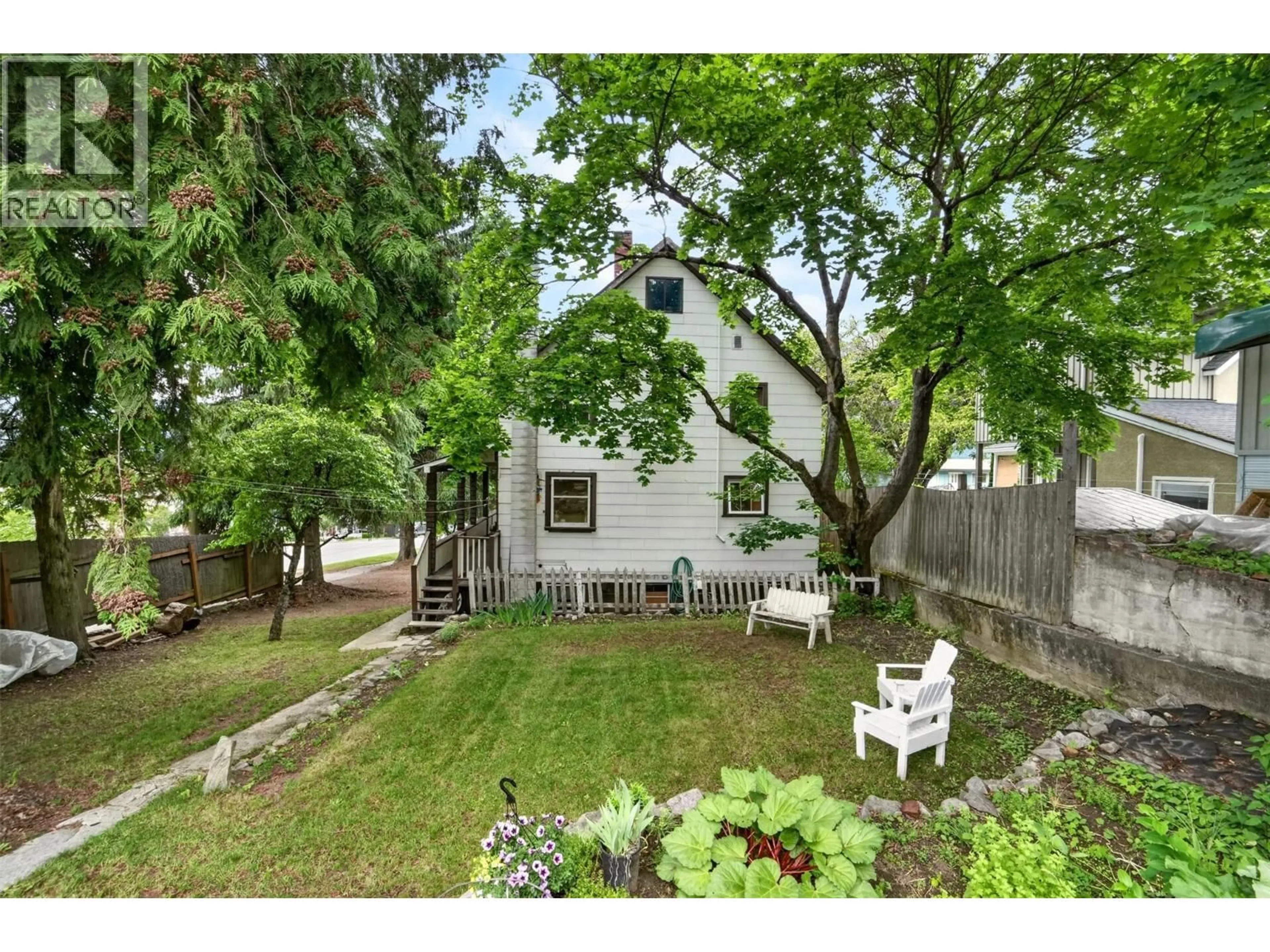 Unknown for 404 HOUSTON STREET, Nelson British Columbia V1L5H5