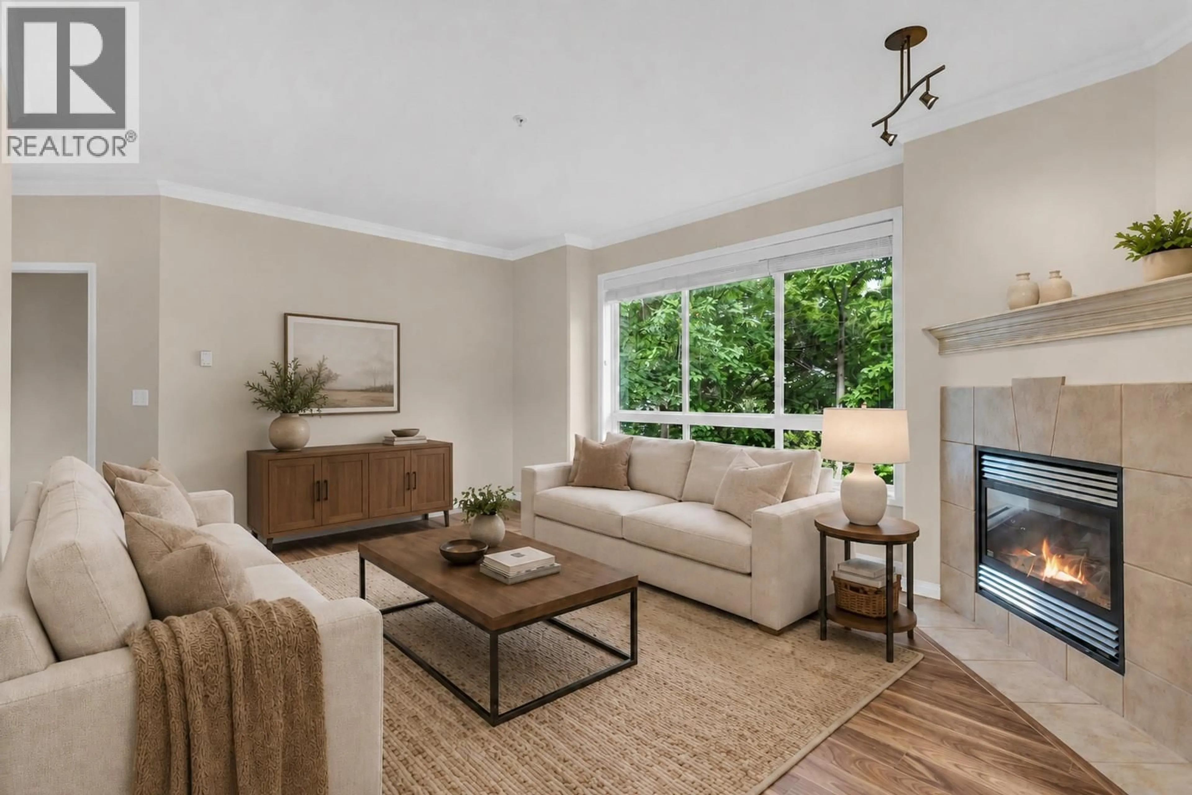 Living room with furniture, unknown for 213 - 1960 ENTERPRISE WAY, Kelowna British Columbia V1Y9S5