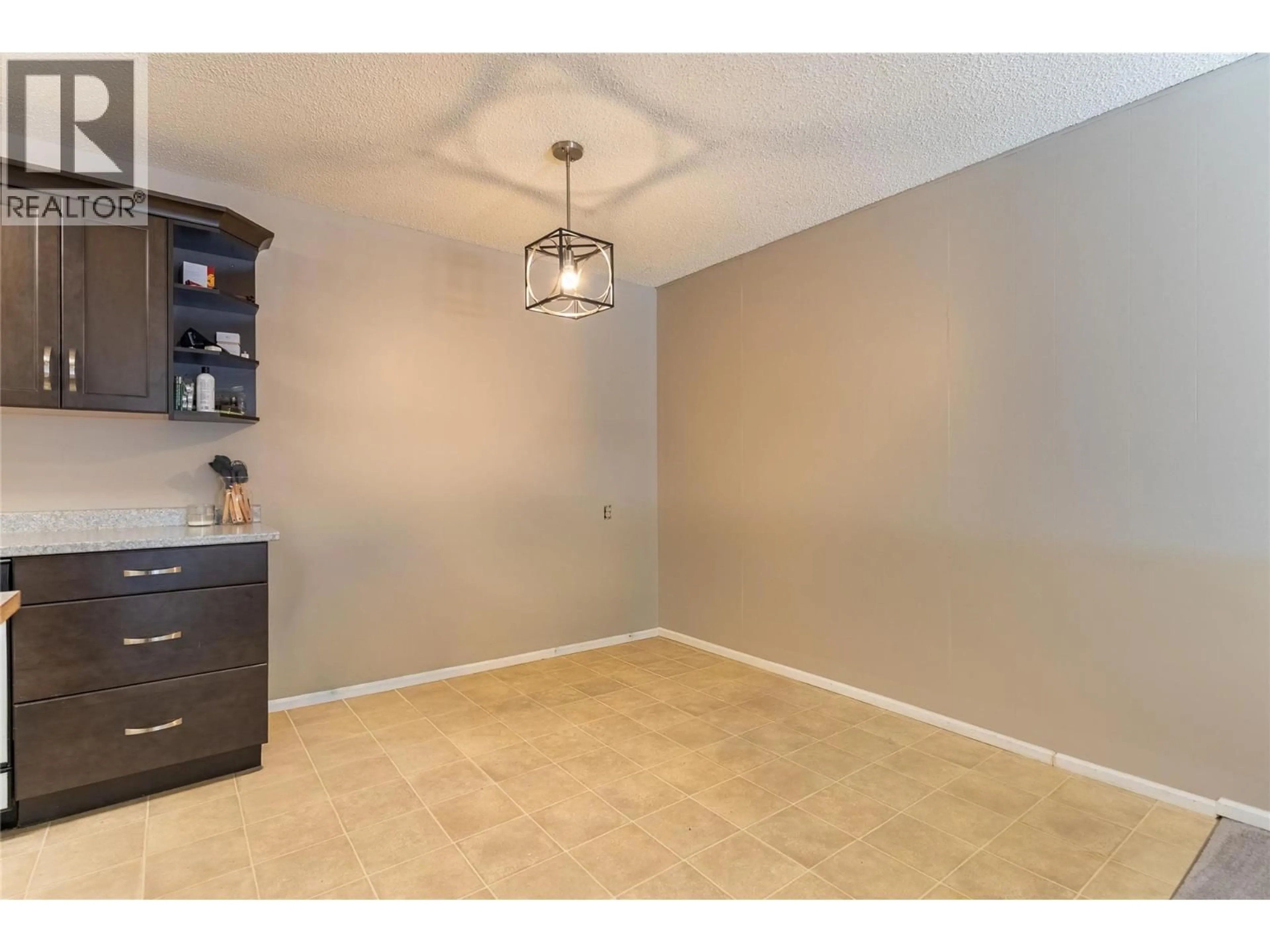 A pic of a room for 101 - 279 ALDER DRIVE, Logan Lake British Columbia V0K1W0