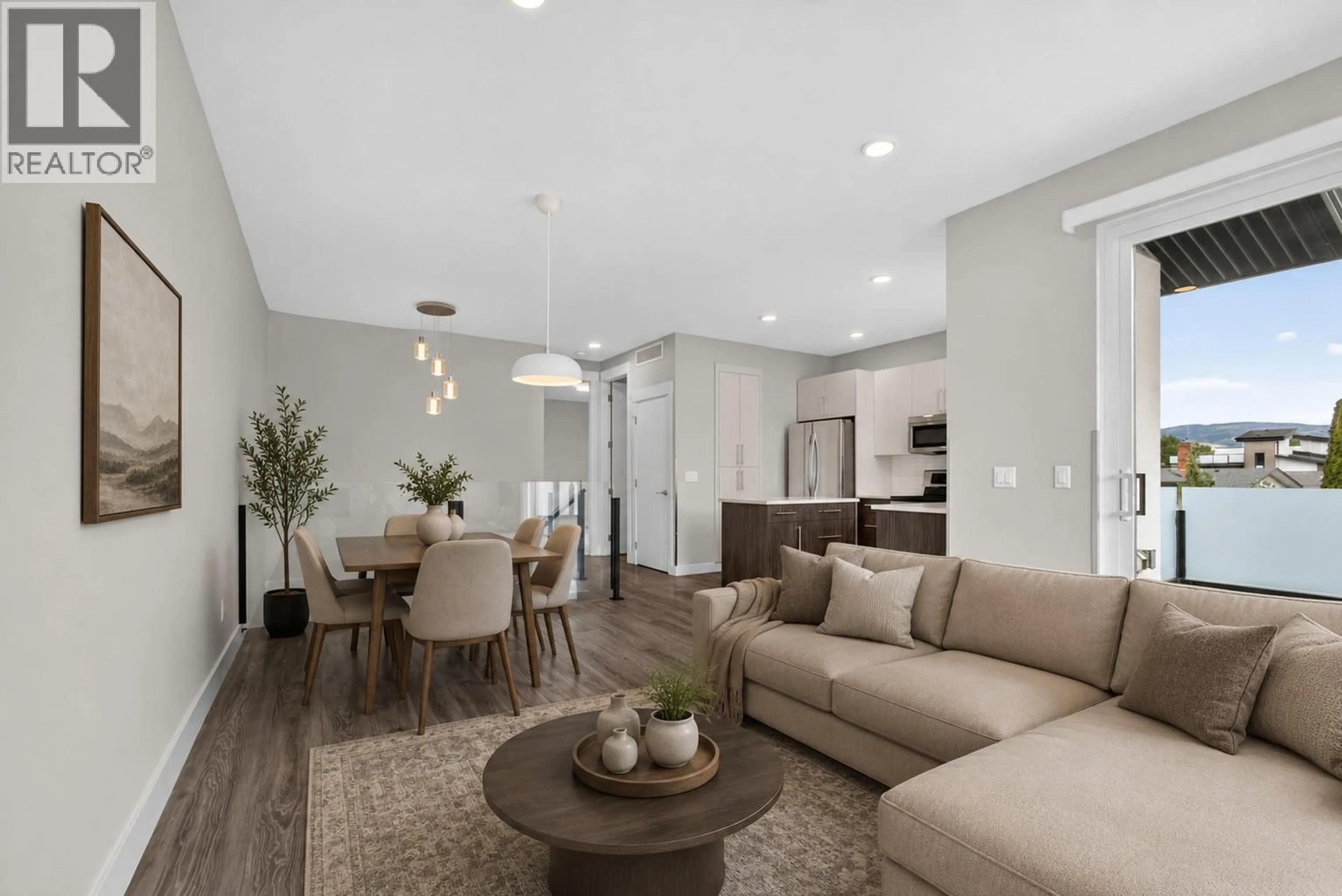 Living room with furniture, unknown for 2763 CURTS STREET, Kelowna British Columbia V1Y2T8