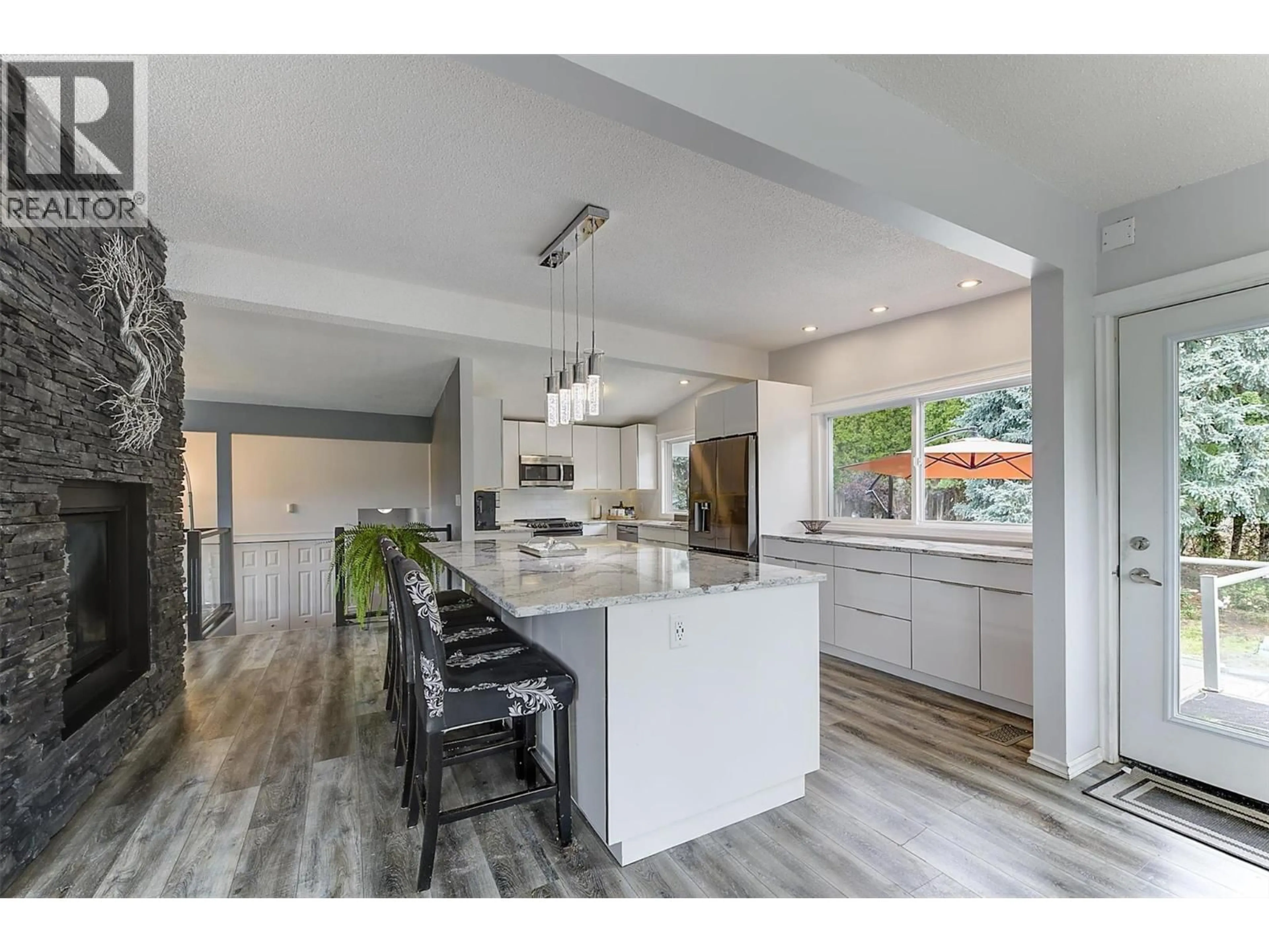 Open concept kitchen, unknown for 1778 SMITHSON DRIVE, Kelowna British Columbia V1Y4E3
