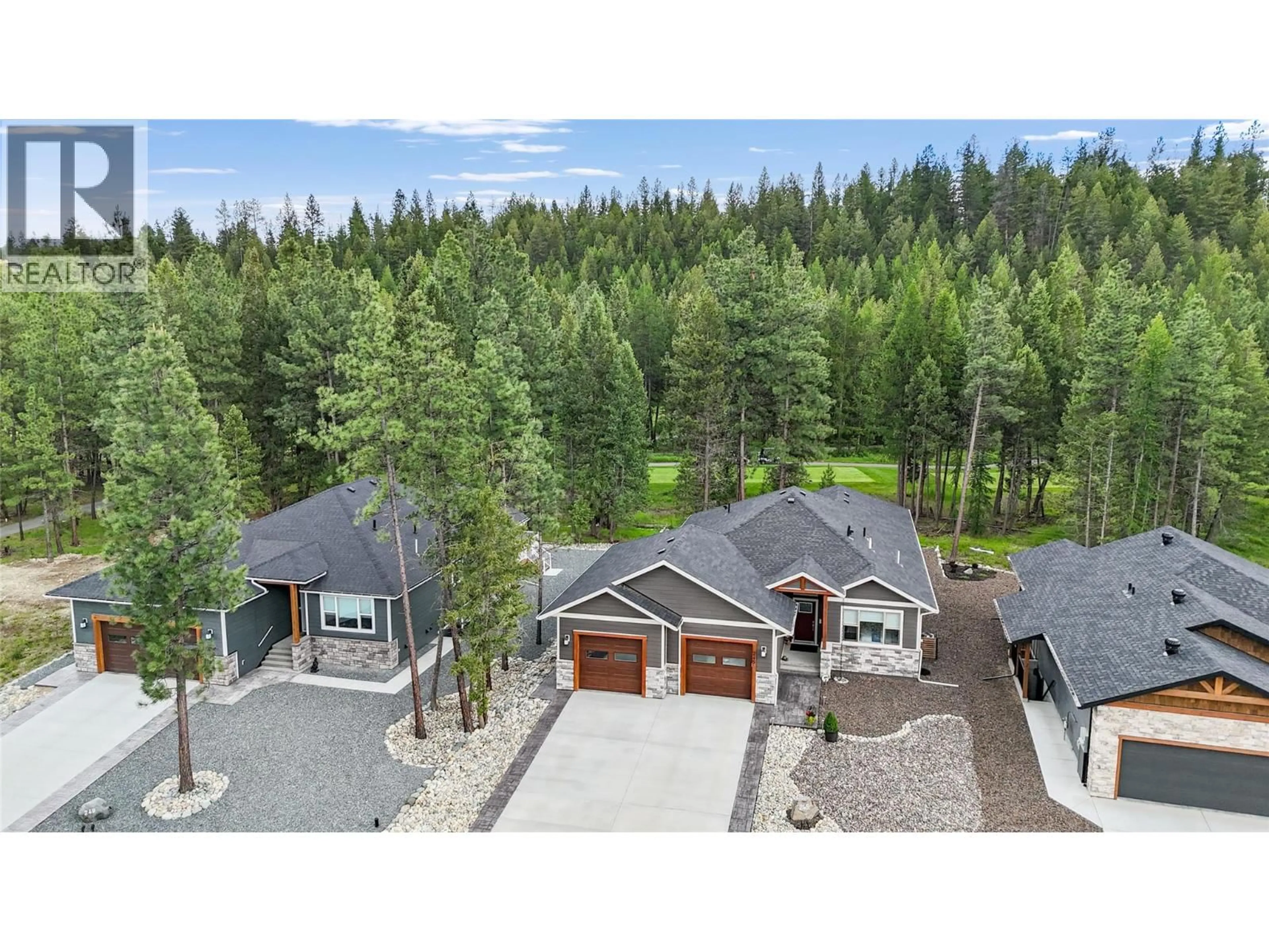 A pic from outside/outdoor area/front of a property/back of a property/a pic from drone, unknown for 245 SHADOW MOUNTAIN BOULEVARD, Cranbrook British Columbia V1C0C6