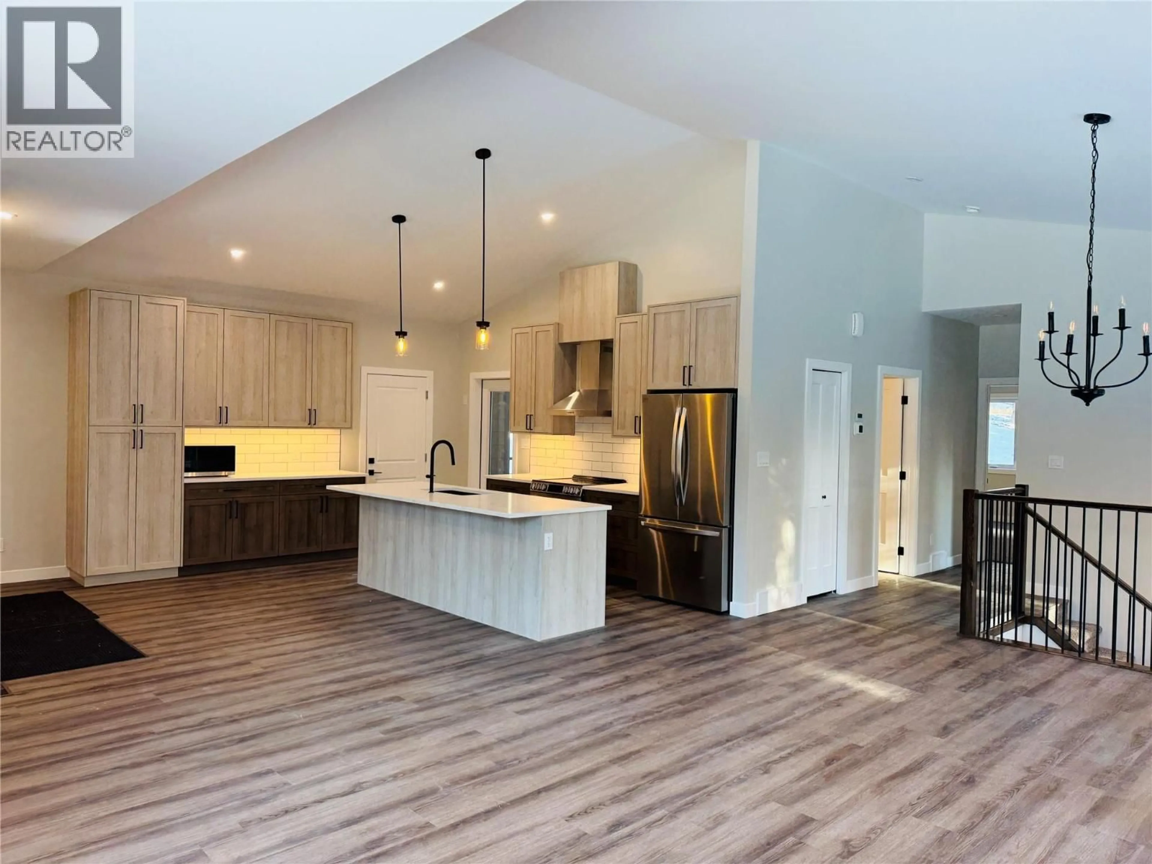 Open concept kitchen, unknown for 5072 BERLAND BEND, Windermere British Columbia V0A1K3