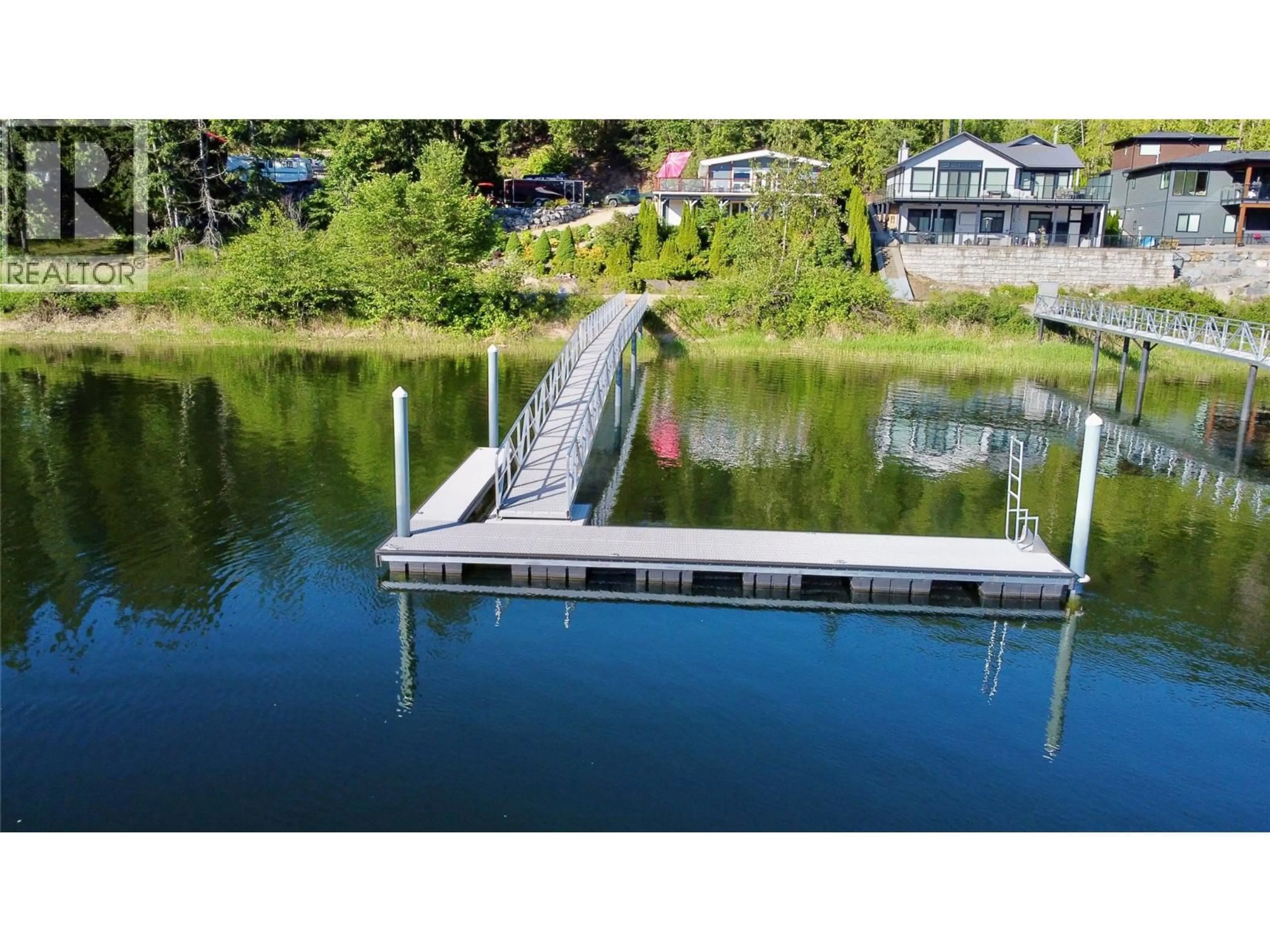 A pic from outside/outdoor area/front of a property/back of a property/a pic from drone, water/lake/river/ocean view for 417 OLD SPALLUMCHEEN ROAD, Sicamous British Columbia V0E2V3